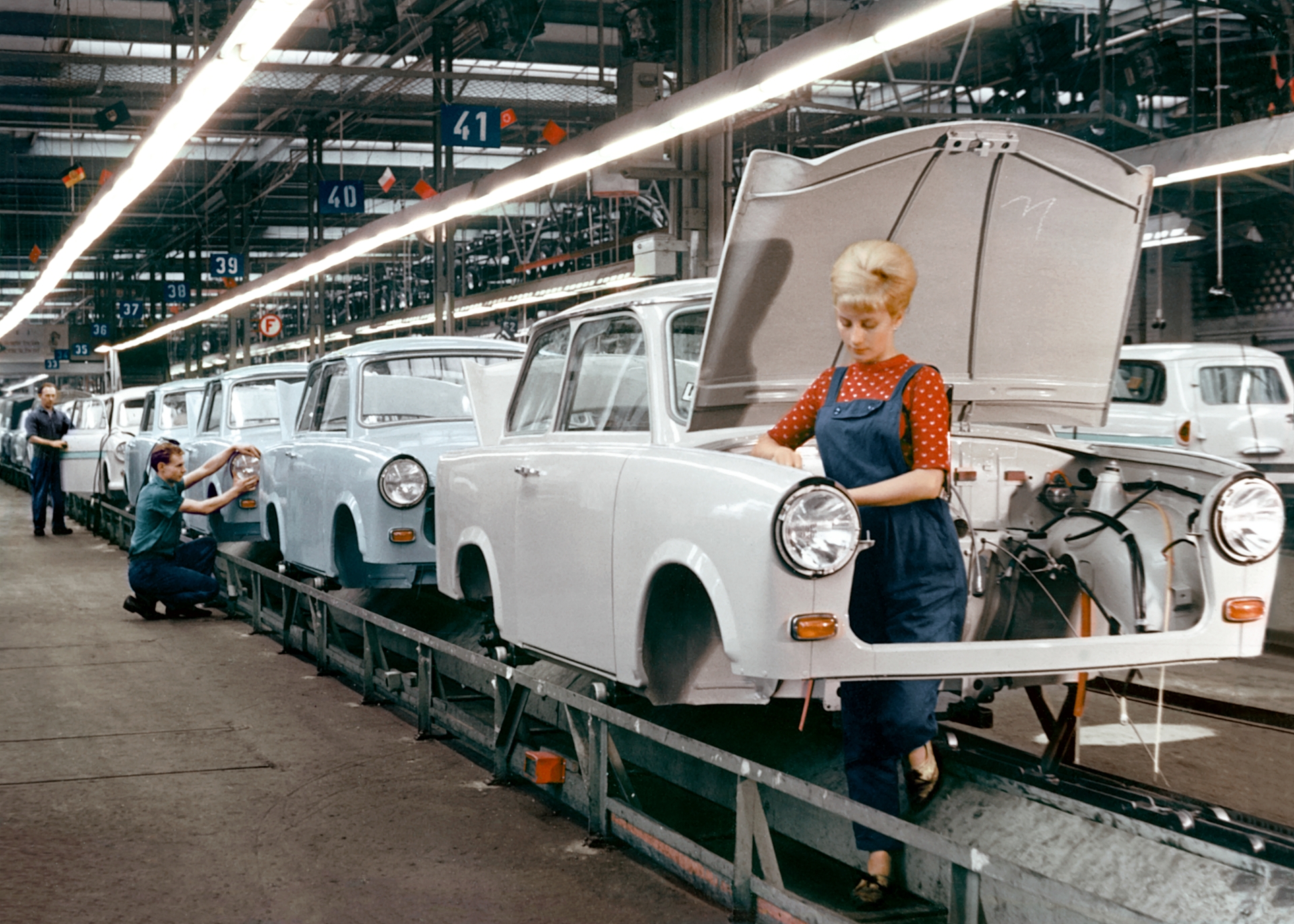 Progress as a Promise: Industrial Photography in Divided Germany