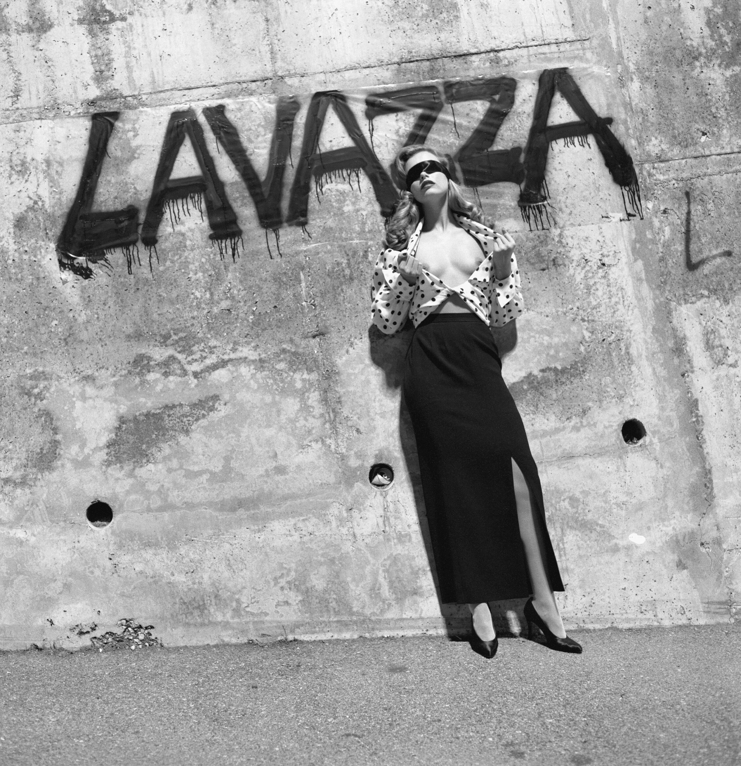 Helmut Newton: Brands ★★★