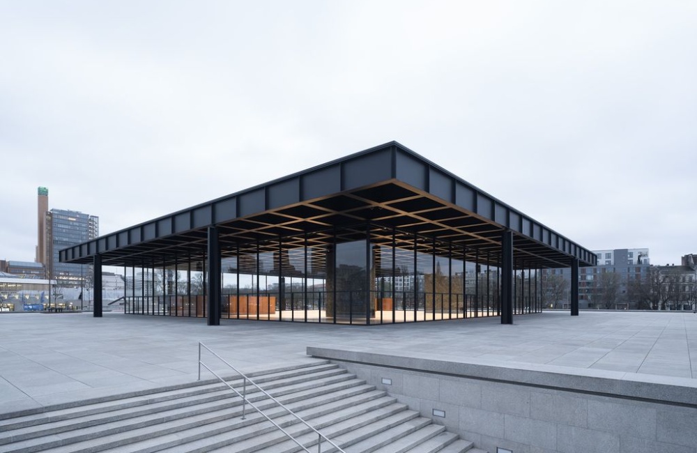Neue Nationalgalerie: The flawed temple returns