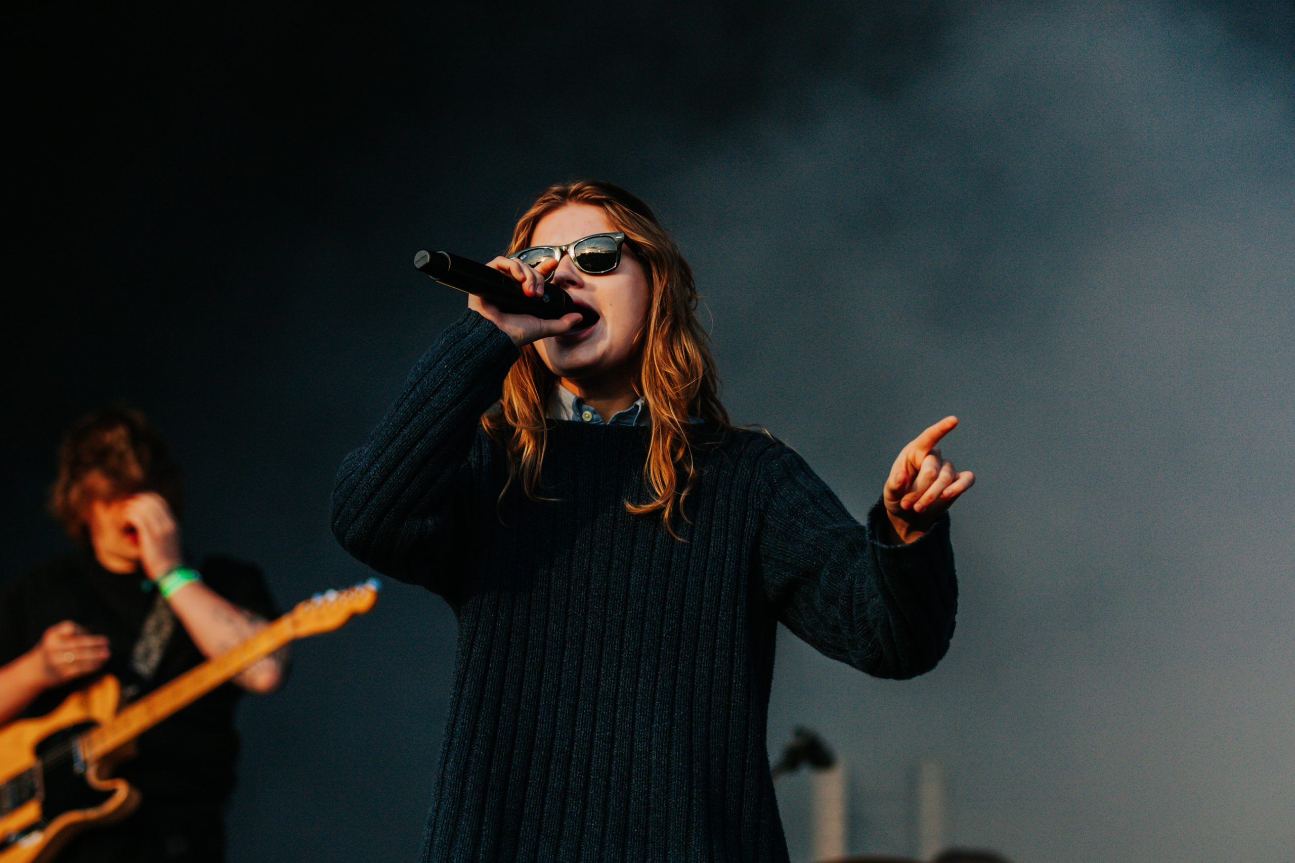 girl in red has released a new single, ‘DOING IT AGAIN BABY’: “This is the most fun track I’ve ever made”
