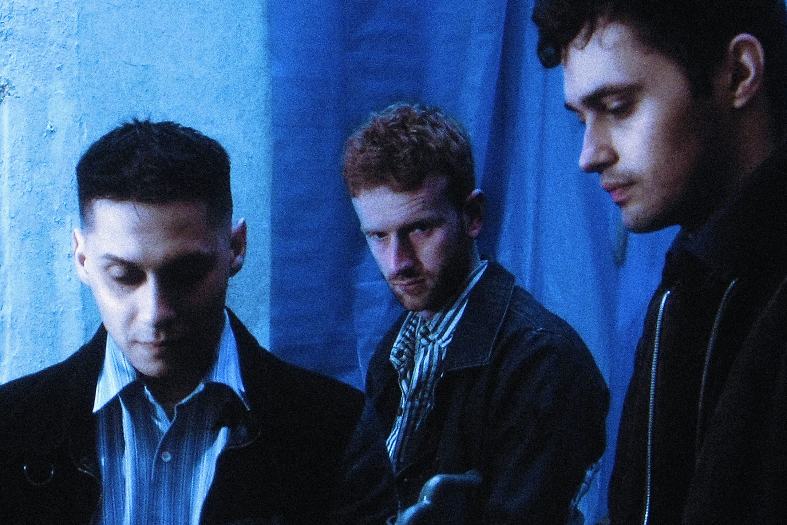 Ebbb announce debut EP ‘All At Once’ and release double single ‘Himmel’ / ‘Swarm’