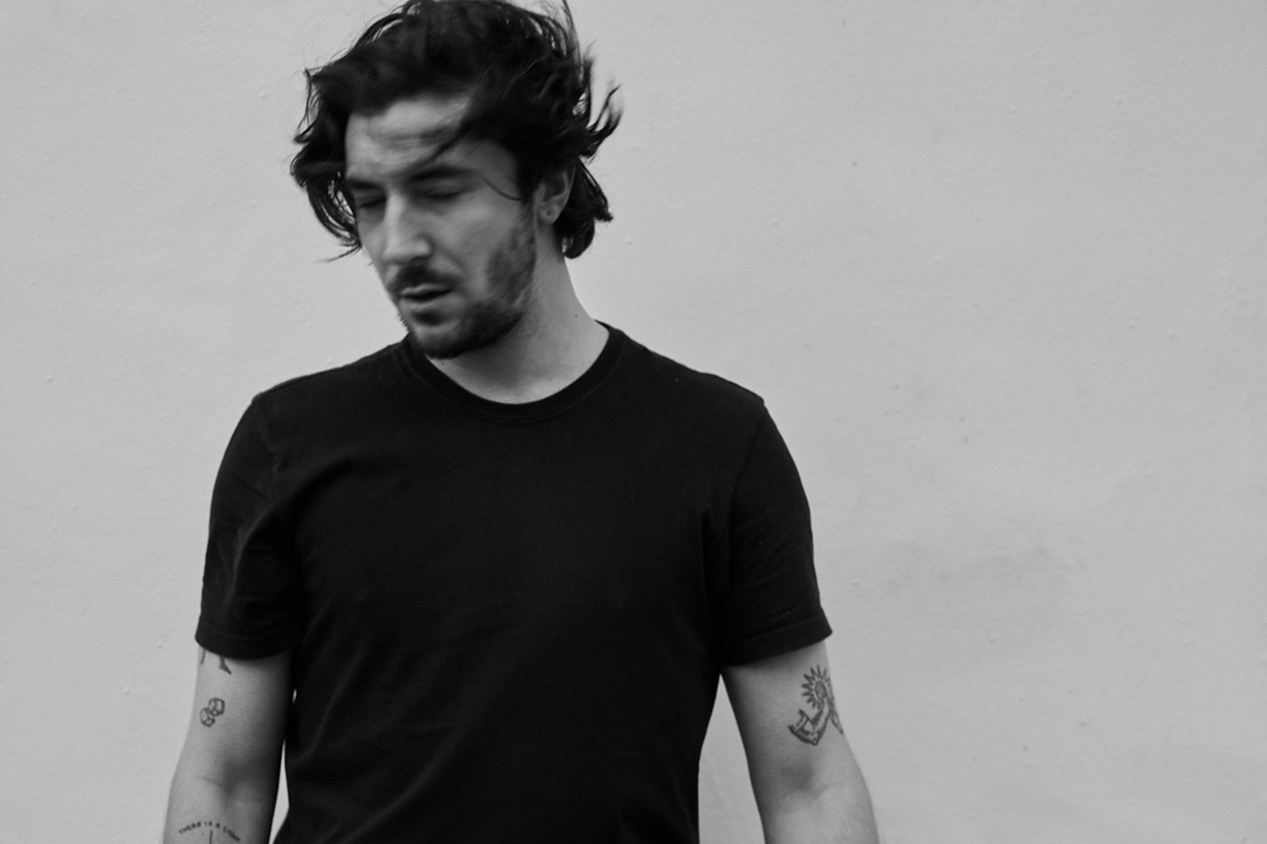 Jaws The Shark has teamed up with Deaf Havana’s James Veck-Gilodi for a new single, ‘Got It Made’