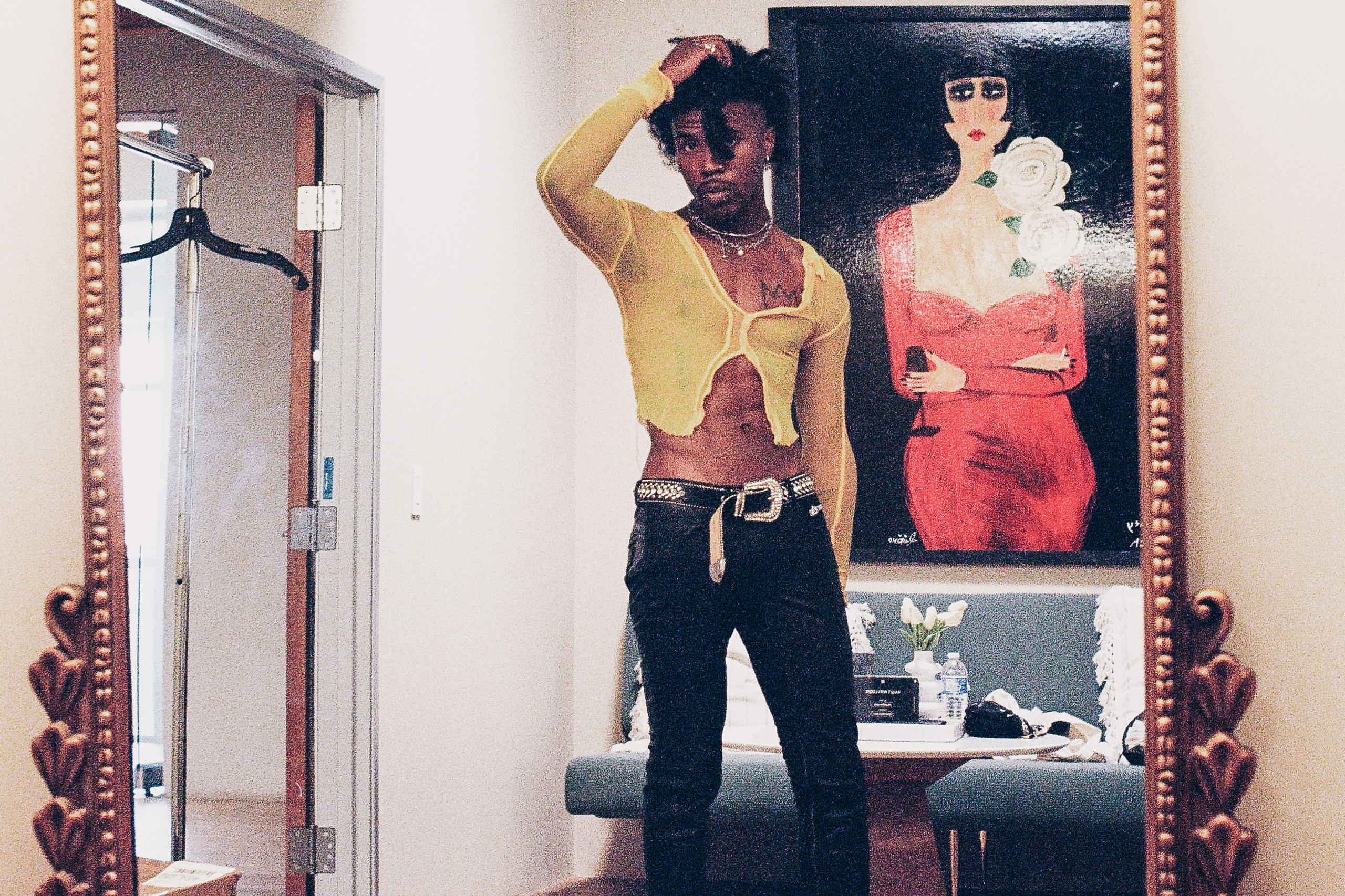De’Wayne is graduating with honours and spreading some love on his new EP, ‘I Want You More Than Anybody Wants You’