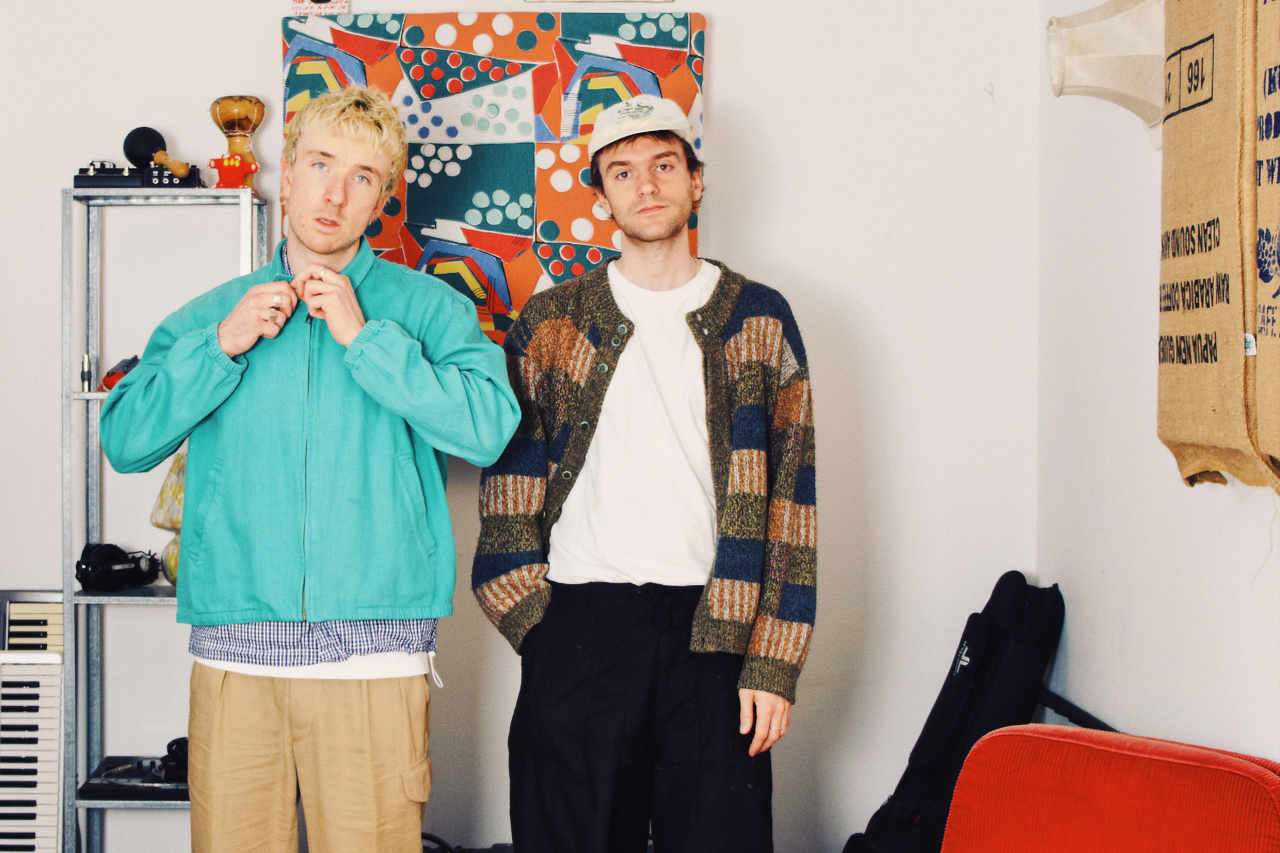 Good Neighbours have released a new feel-good anthem, ‘Daisies’