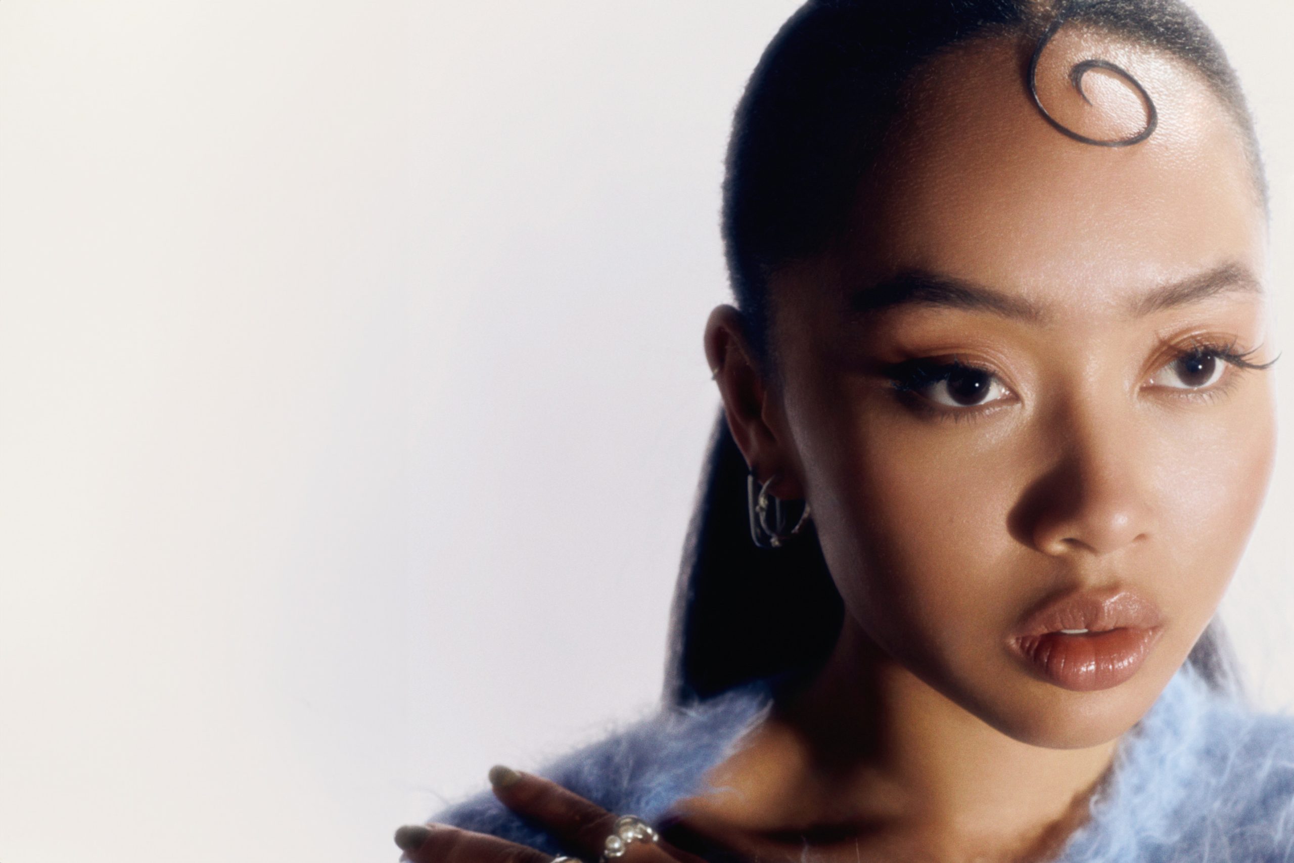 Griff is flying high: “People listen to me for honest stories and interesting pop music”