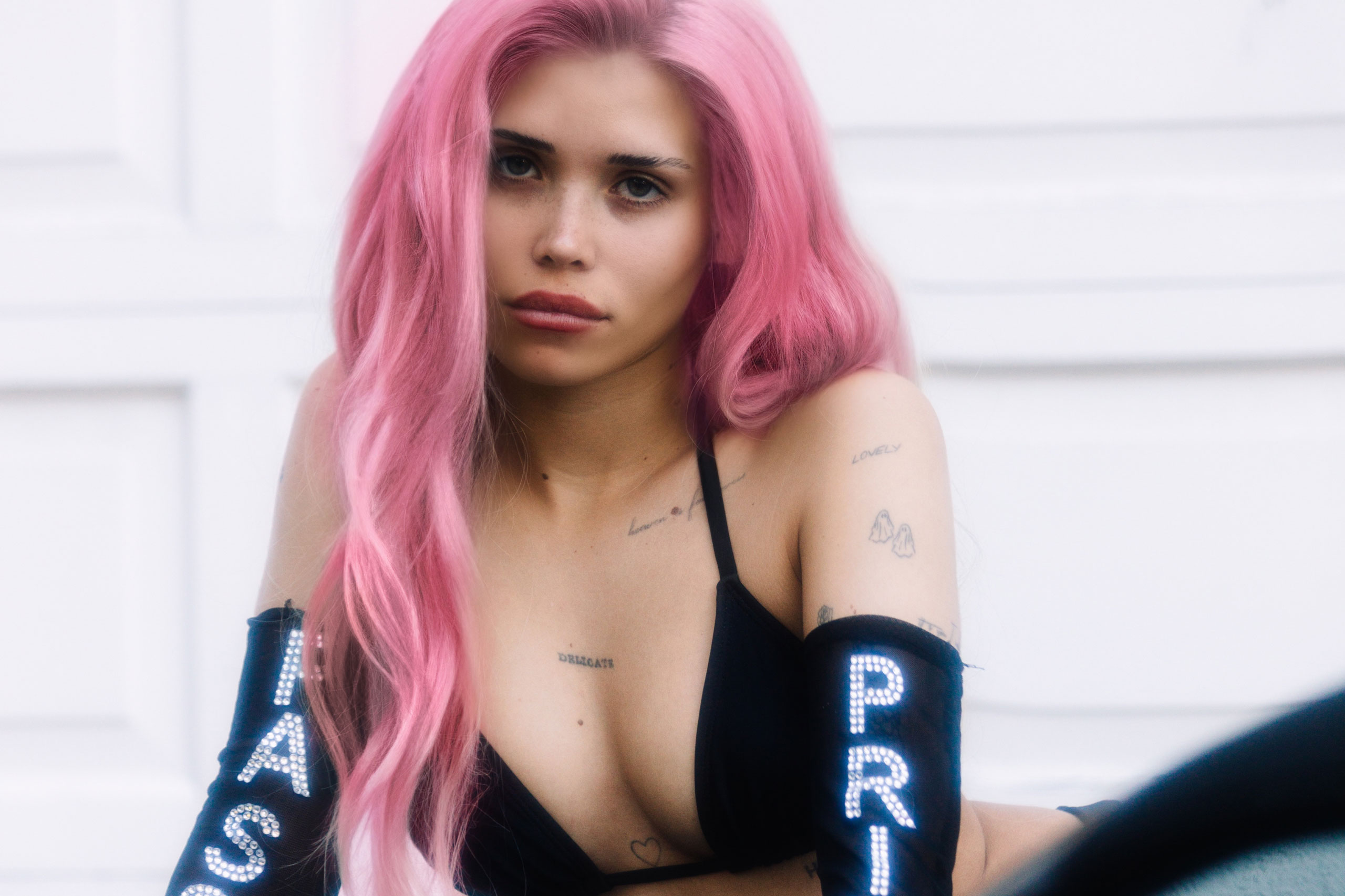 Nessa Barrett has dropped a new single, ‘PASSENGER PRINCESS’