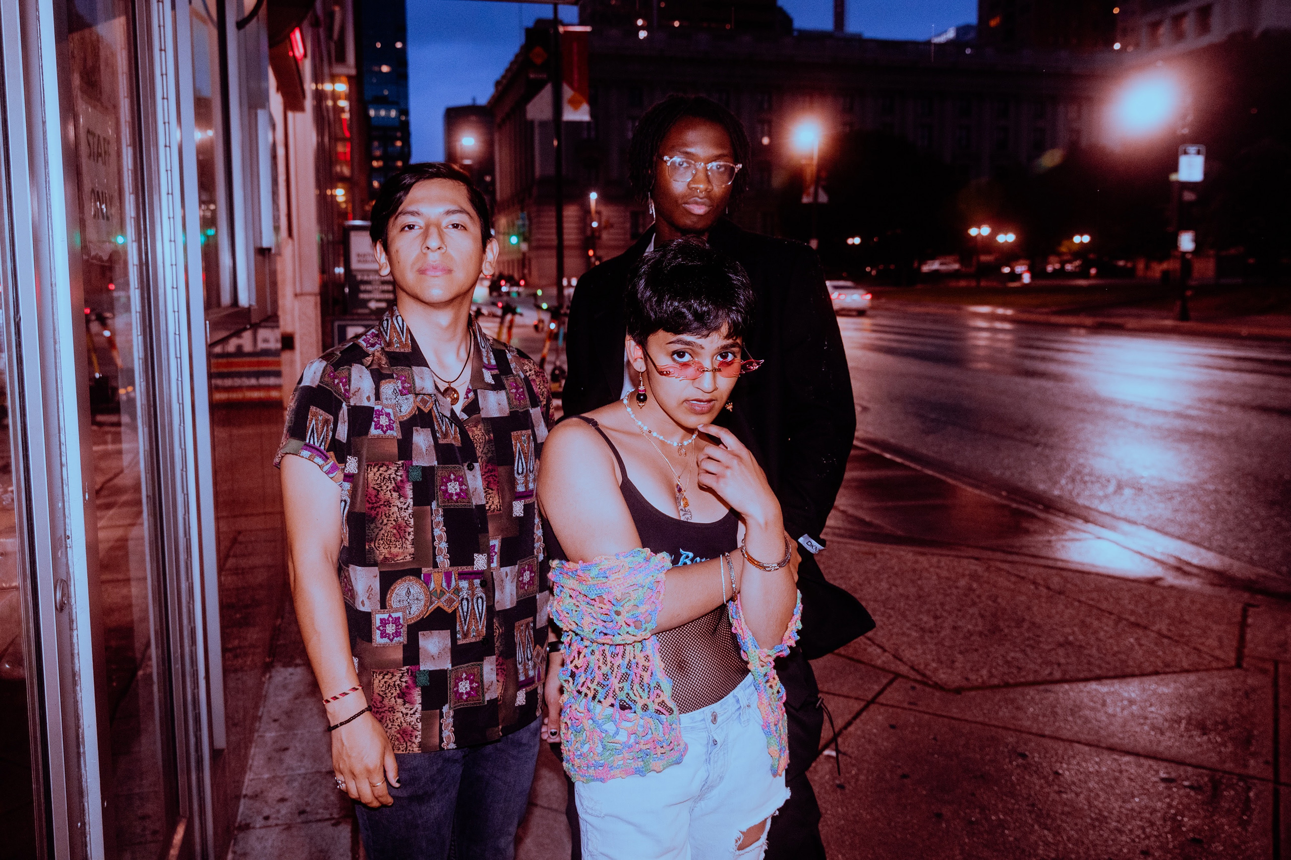Pinkshift have dropped a new remix EP, ‘love me for the summer’, ahead of their US tour