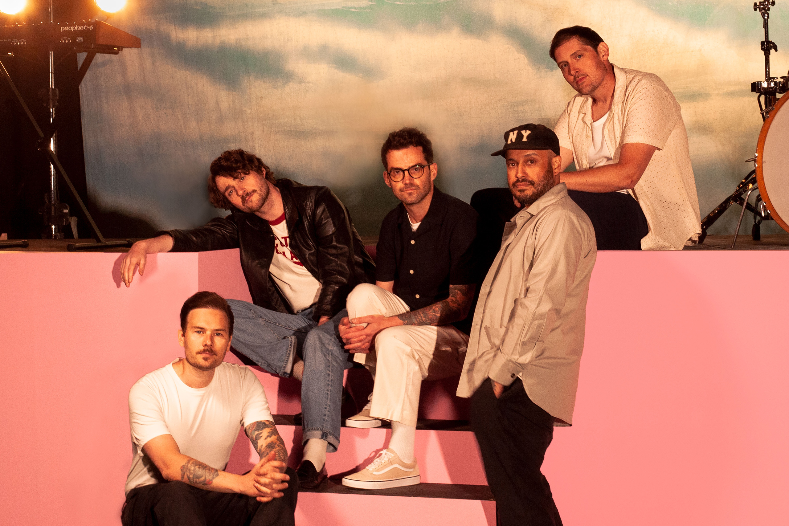 Kids in Glass Houses have dropped a new single inspired by self-destructive behaviour, ‘Rothko Painting’