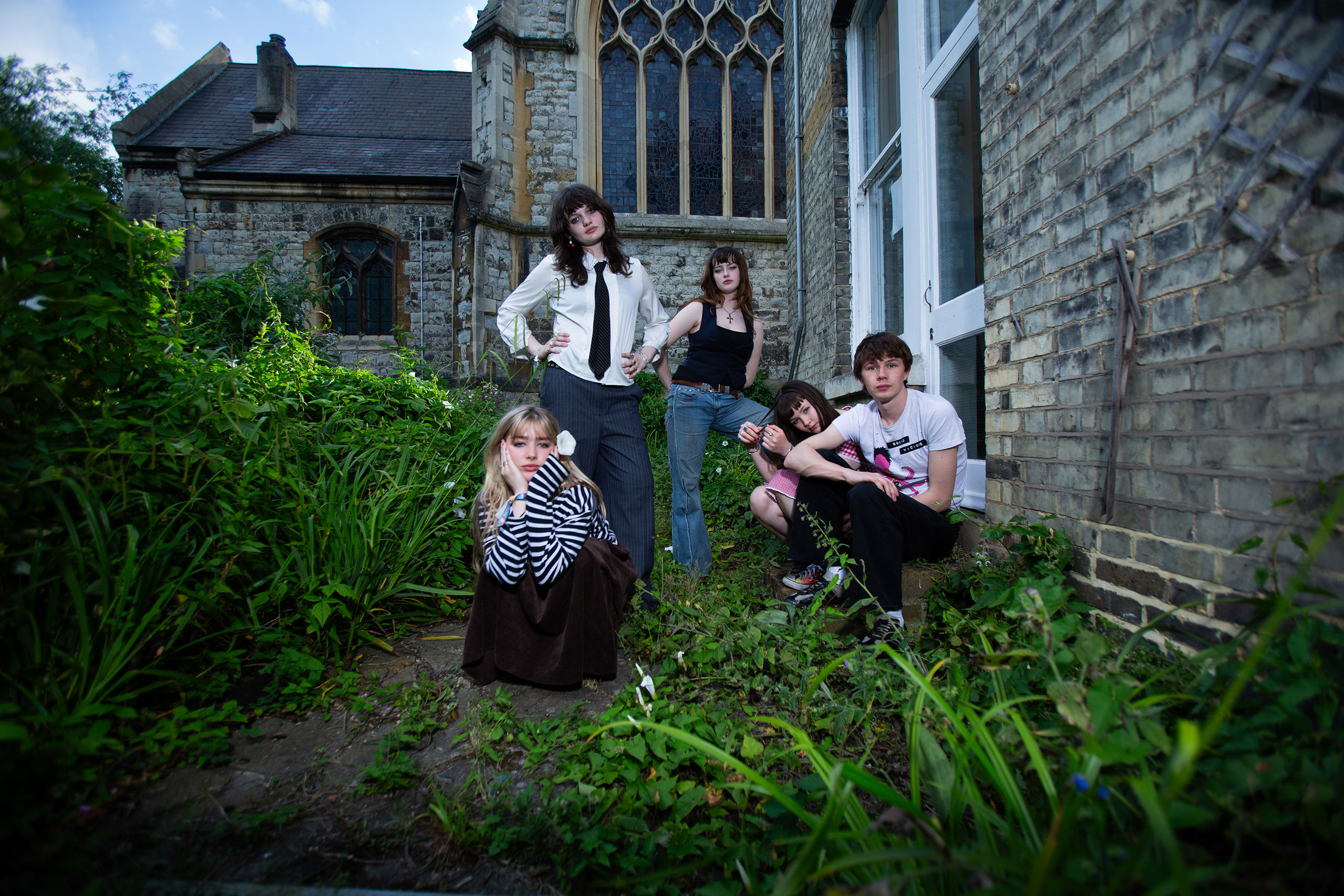 Man/Woman/Chainsaw look at jealousy, desire and self-pity with their new single ‘Grow A Tongue In Time’