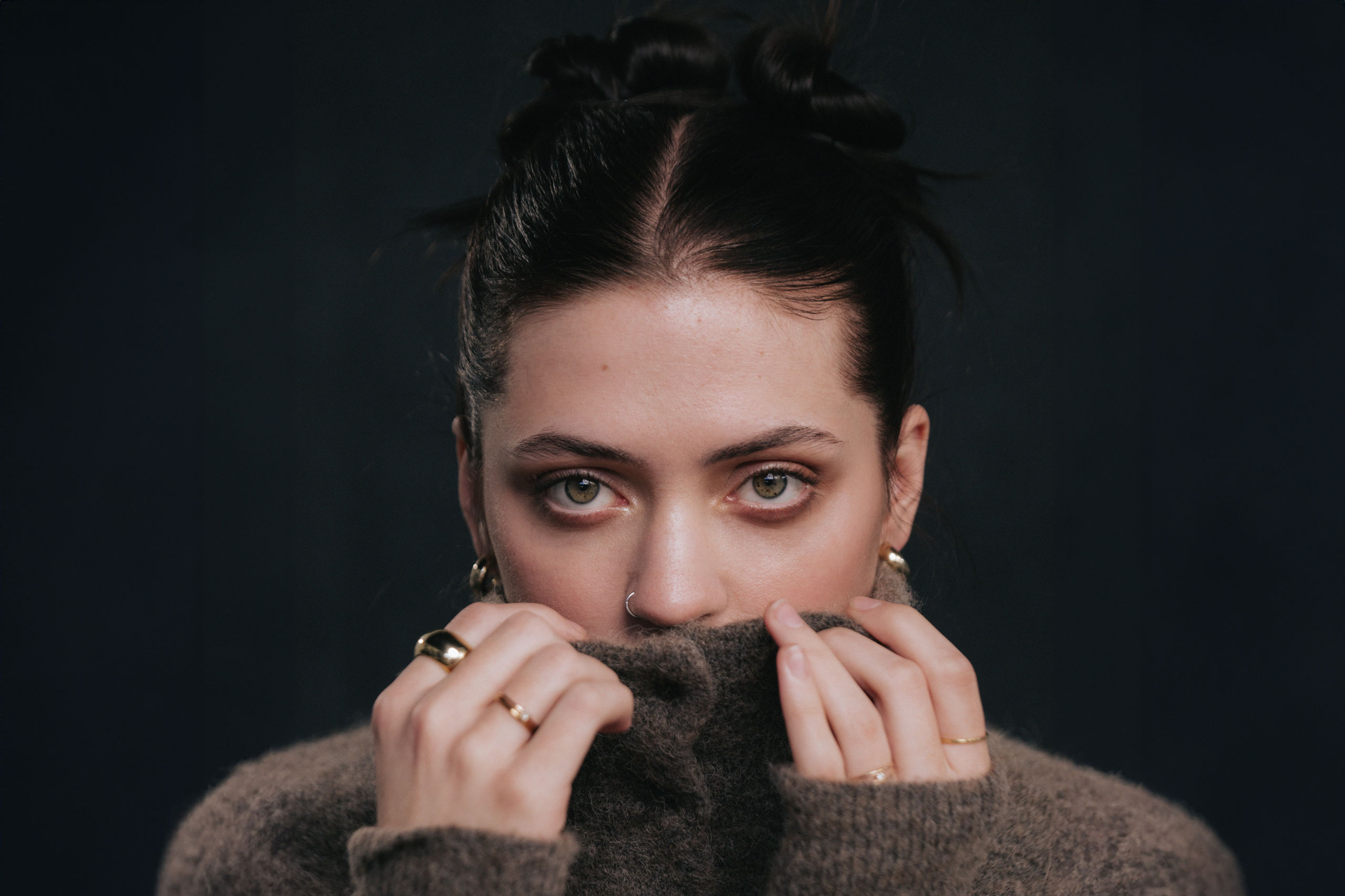 Lizzy McAlpine has confirmed a deluxe album, ‘Older (and Wiser)’, for October
