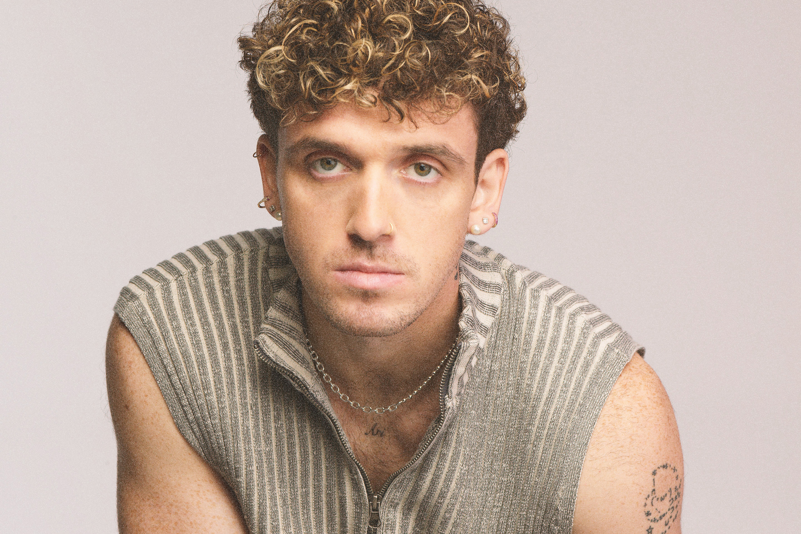 Lauv has released a hopeful new single ahead of his US tour, ‘First Heartbreak’