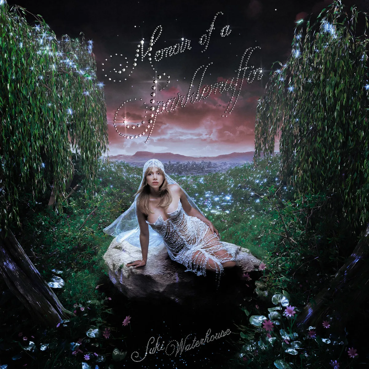 Suki Waterhouse – Memoir of a Sparklemuffin