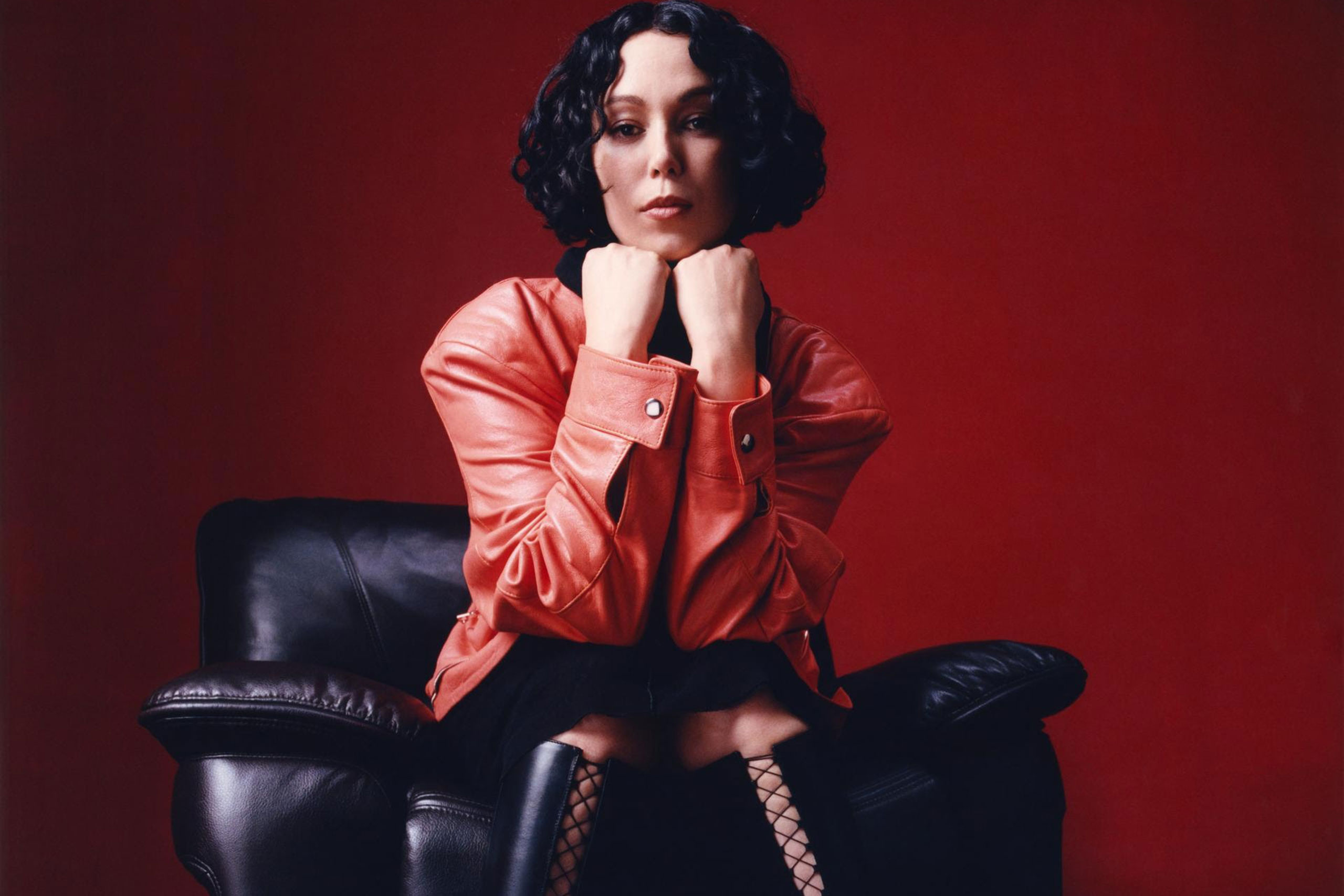 Kelly Lee Owens has released a new single, ‘Higher’