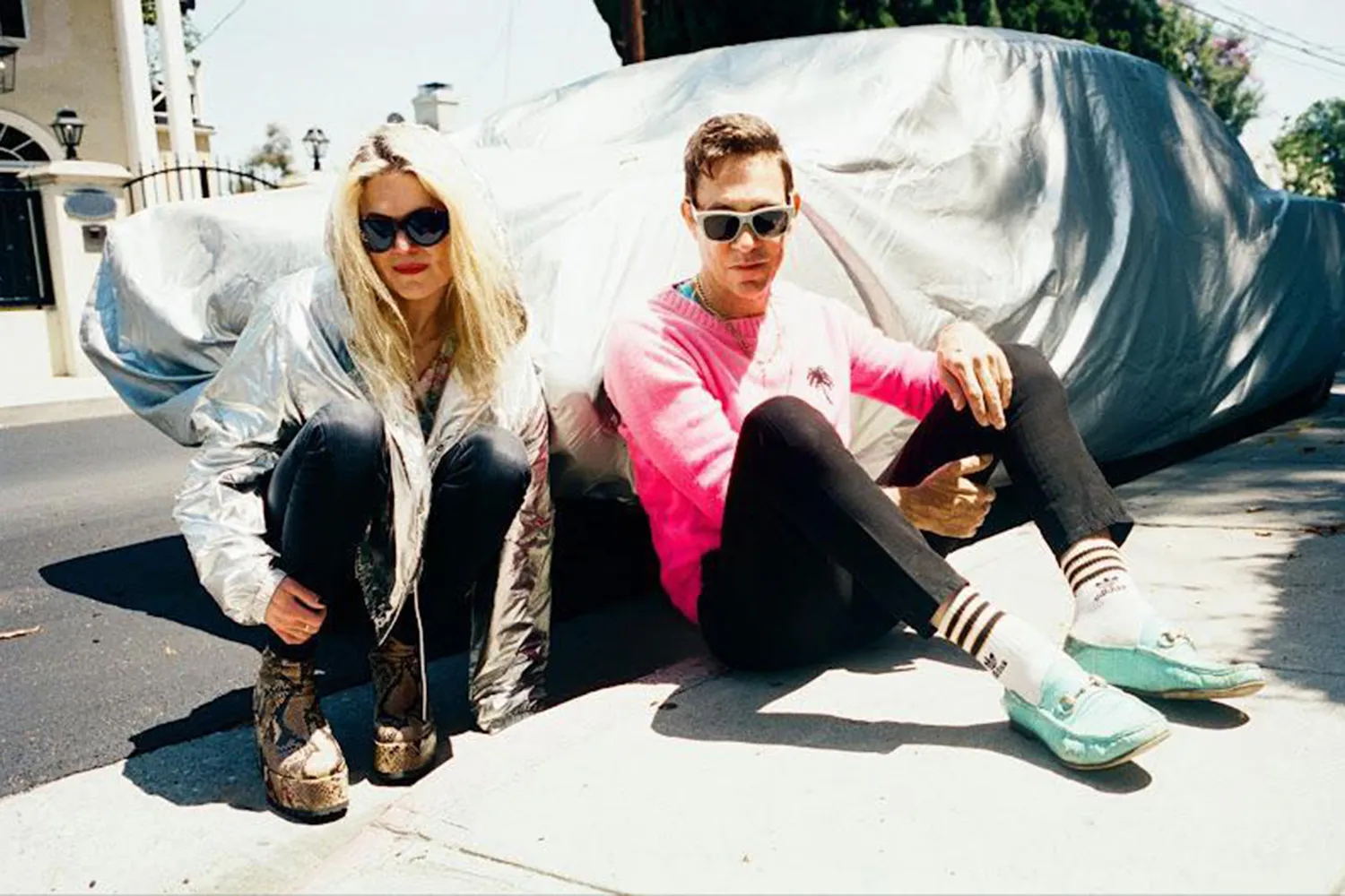 The Kills have announced their ‘Happier Girls Sessions’ EP, featuring a Billie Eilish cover