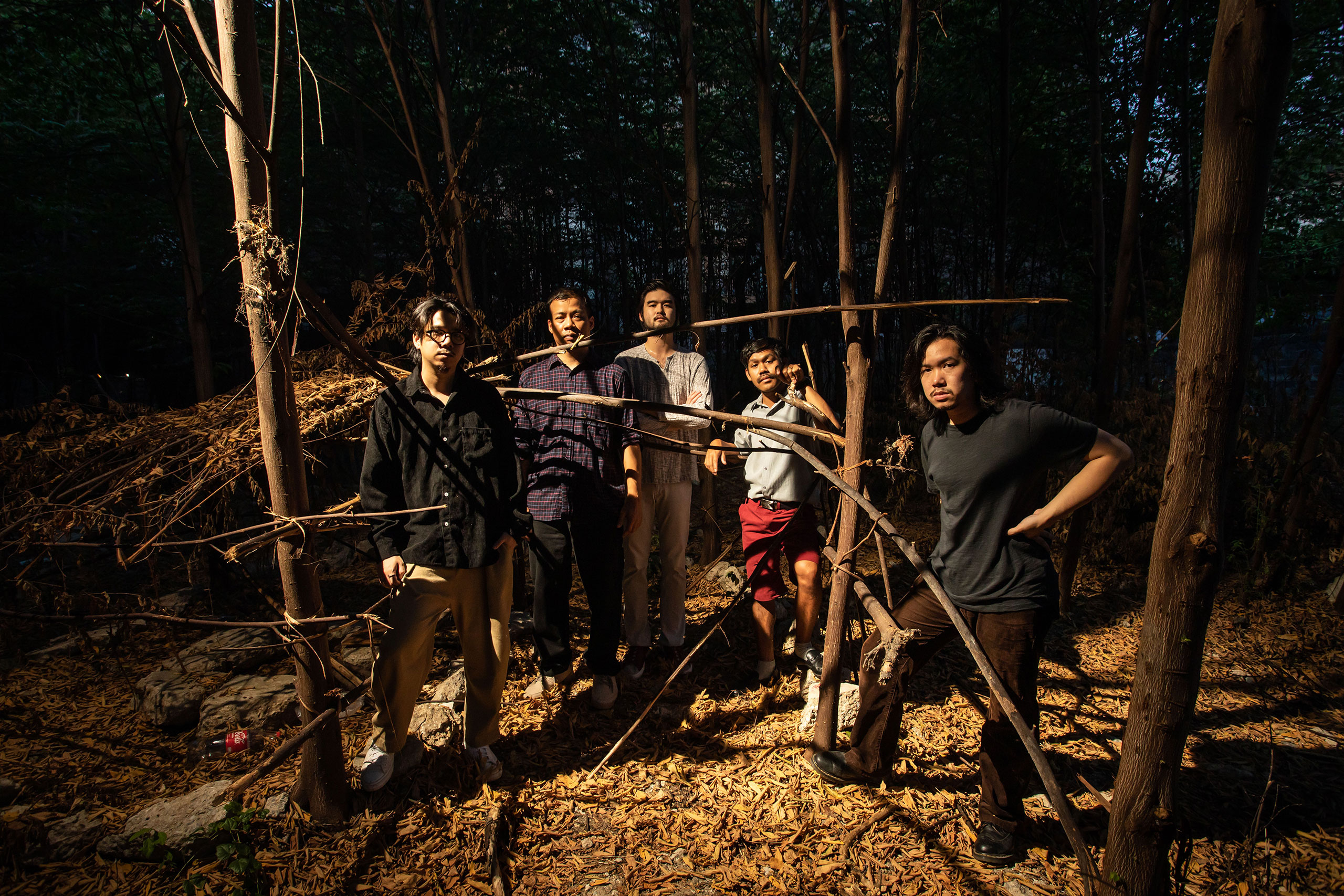 Wicked Lights have unveiled their brooding new indie-rock track, ‘Grasping At Straws’