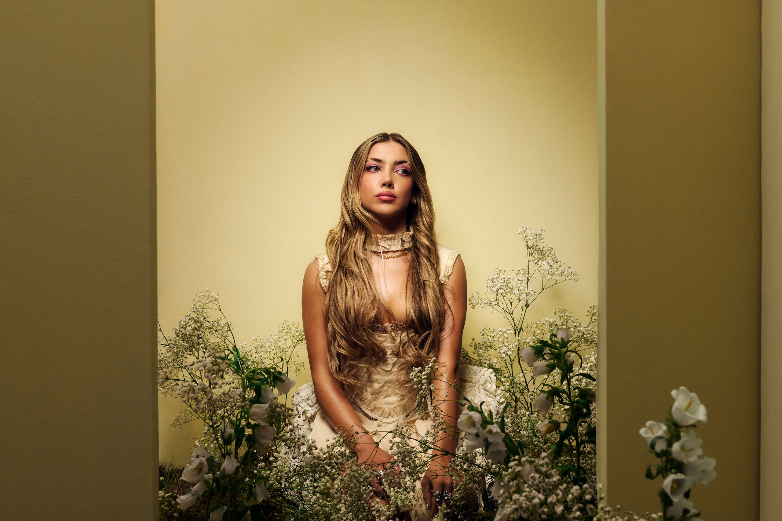 Charlotte Plank has released her new single ‘Ellen’, inspired by trying to make it