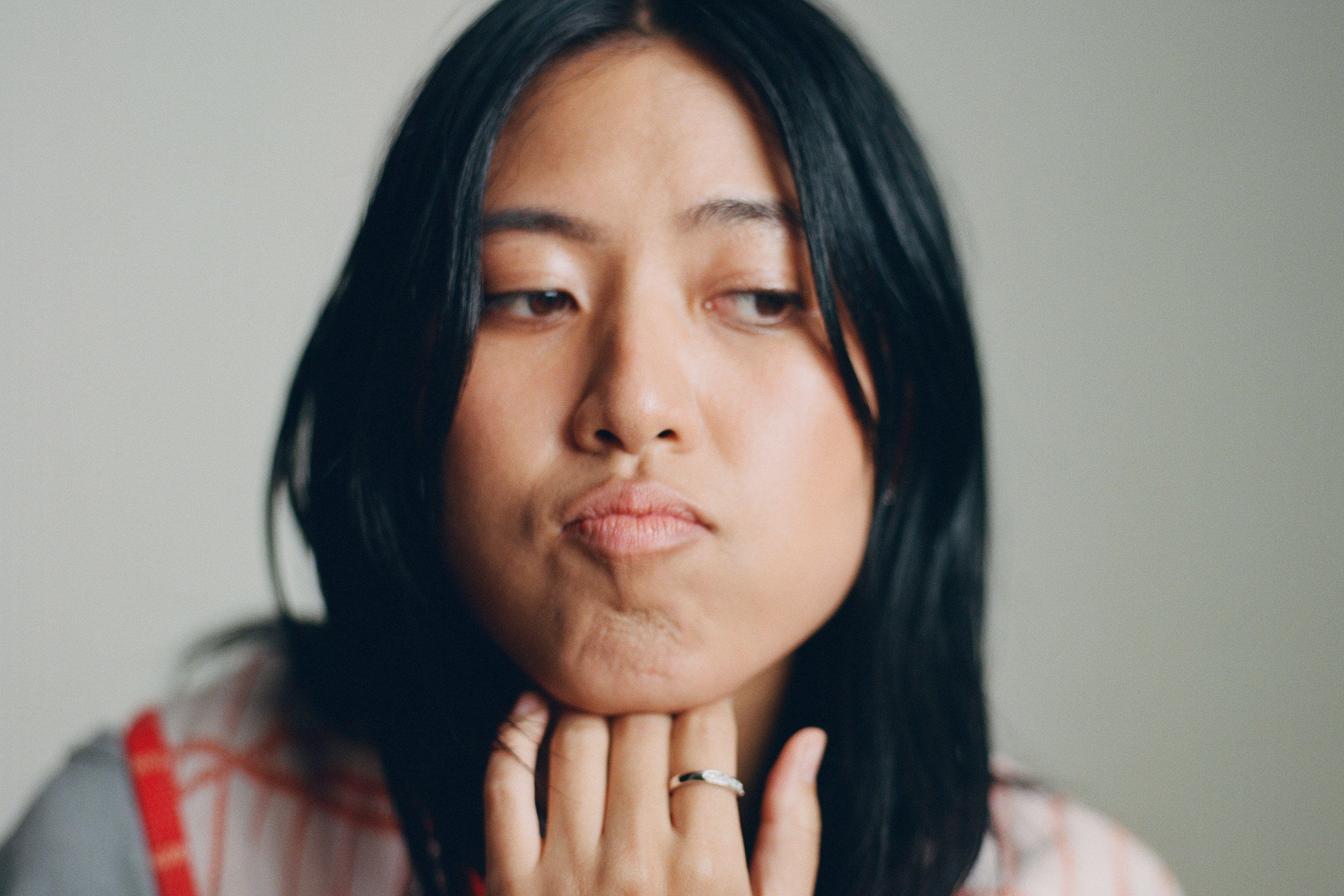 Deb Never is teasing her debut album with new single ‘Not In Love’