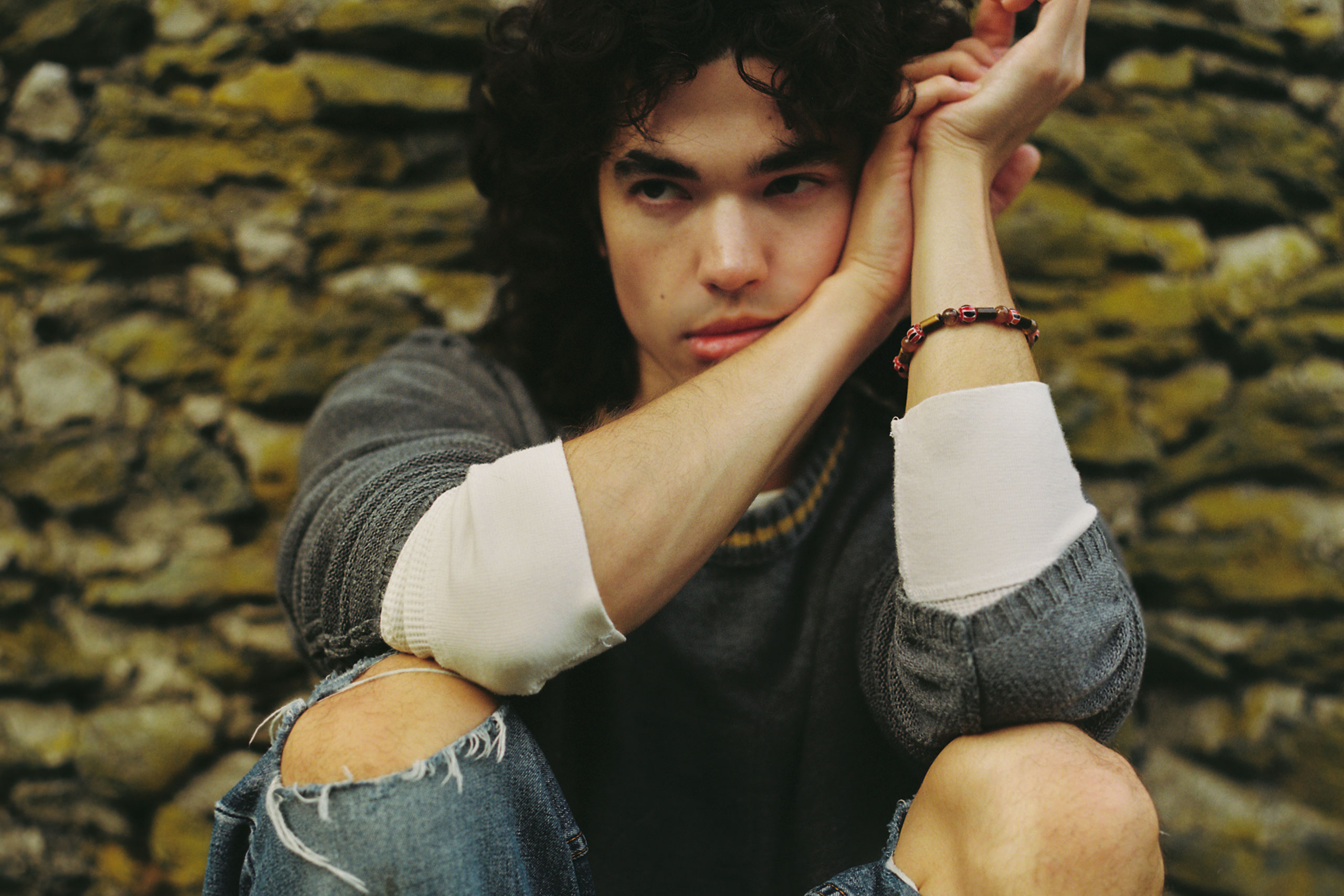 Conan Gray has released a new single about friendship, ‘Holidays’