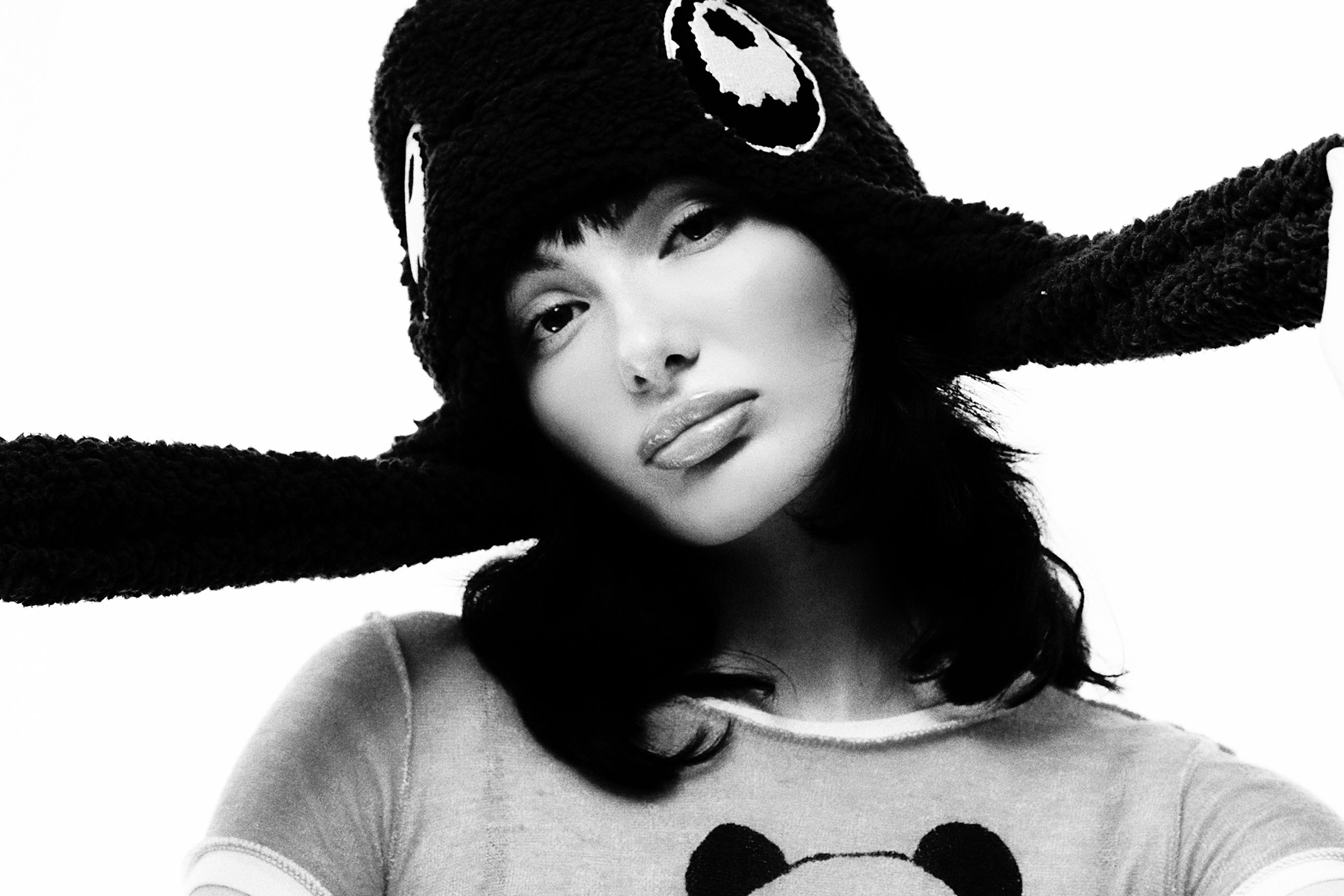 Willow Kayne has unveiled her latest single ‘I’ve Got This All Under Control’, produced by Easyfun