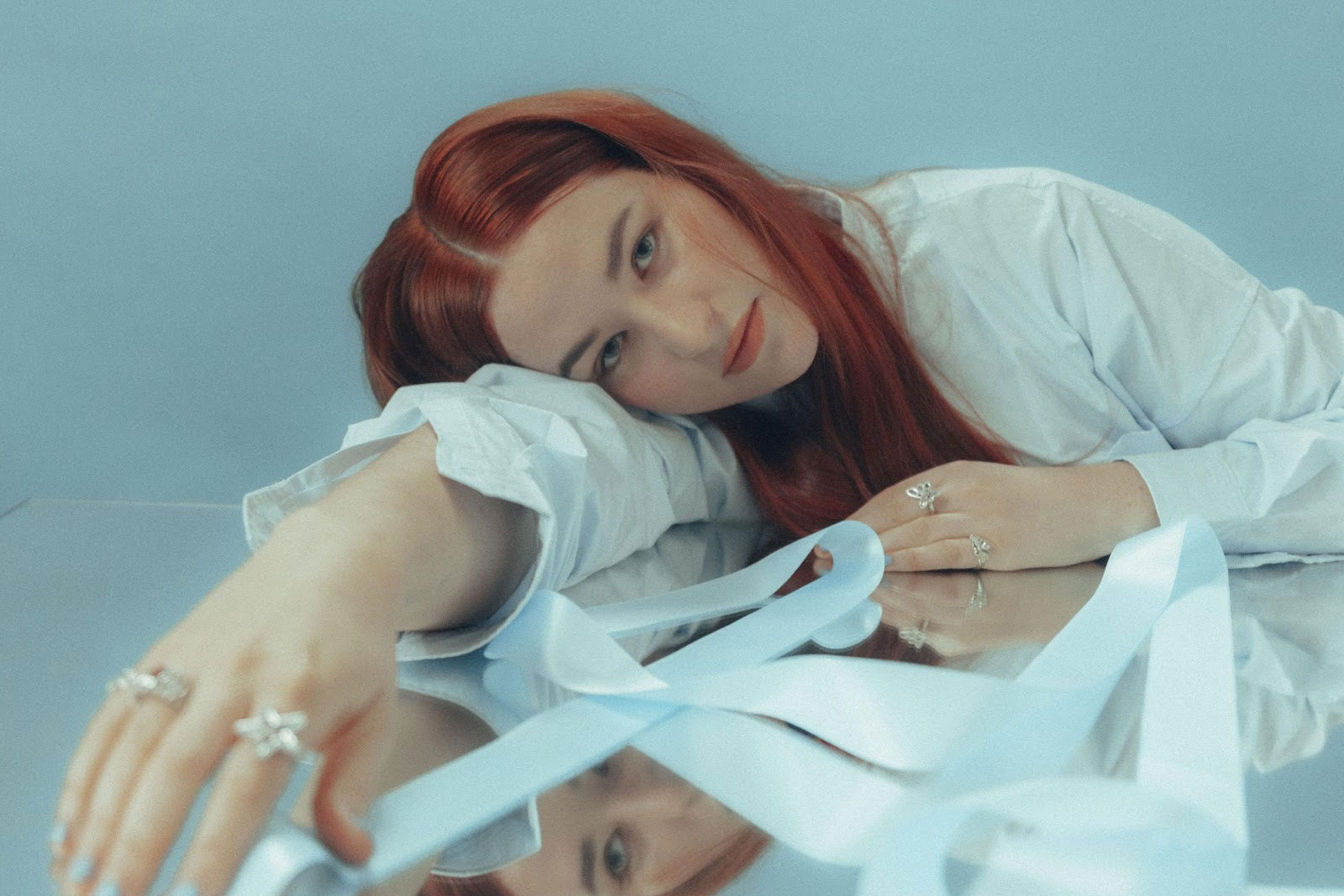 Mia Wray shares her mental health struggles with new single ‘Fake A Smile’