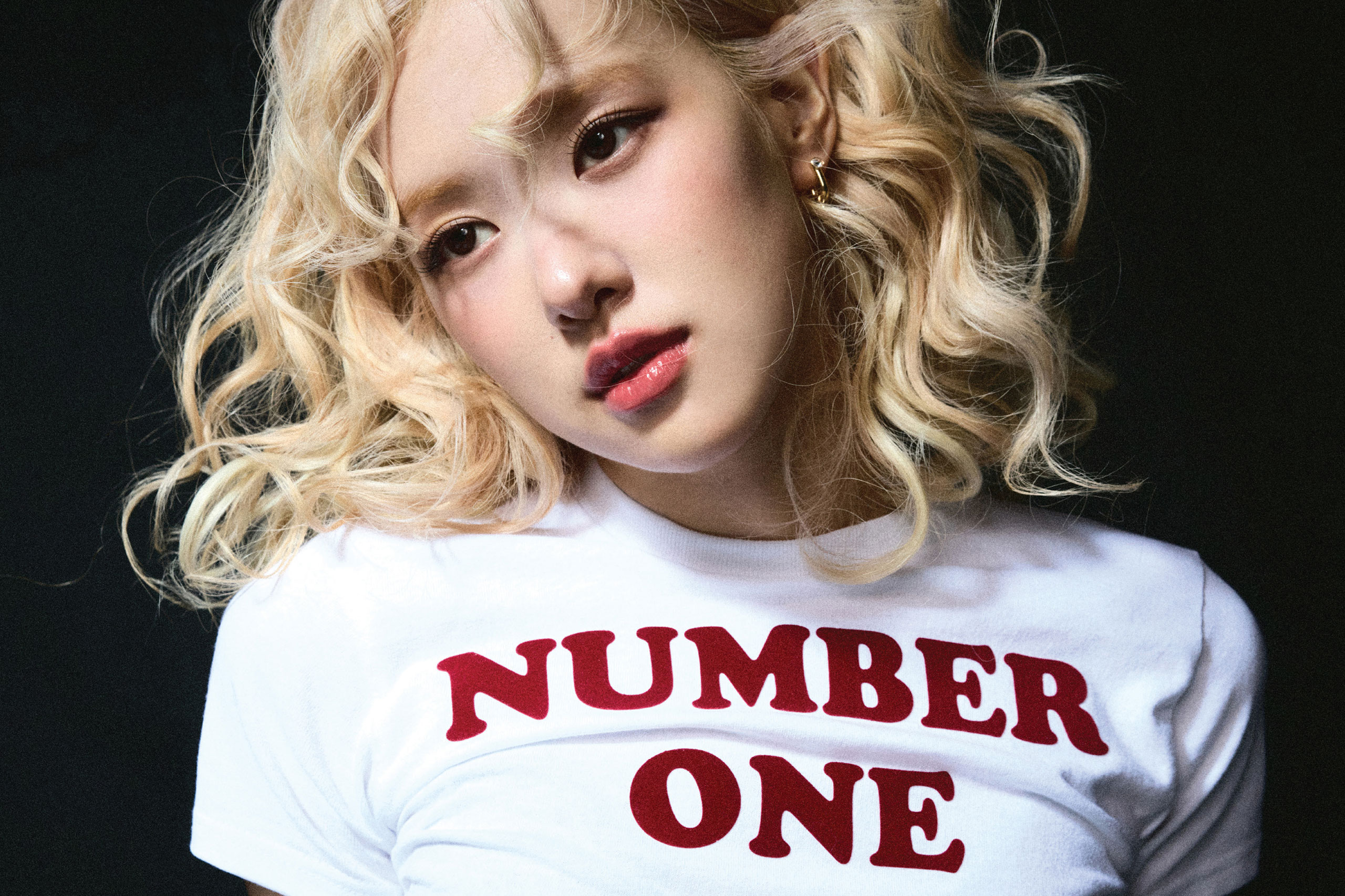 ROSÉ has shared vulnerable new single ‘Number One Girl’ ahead of her December debut album