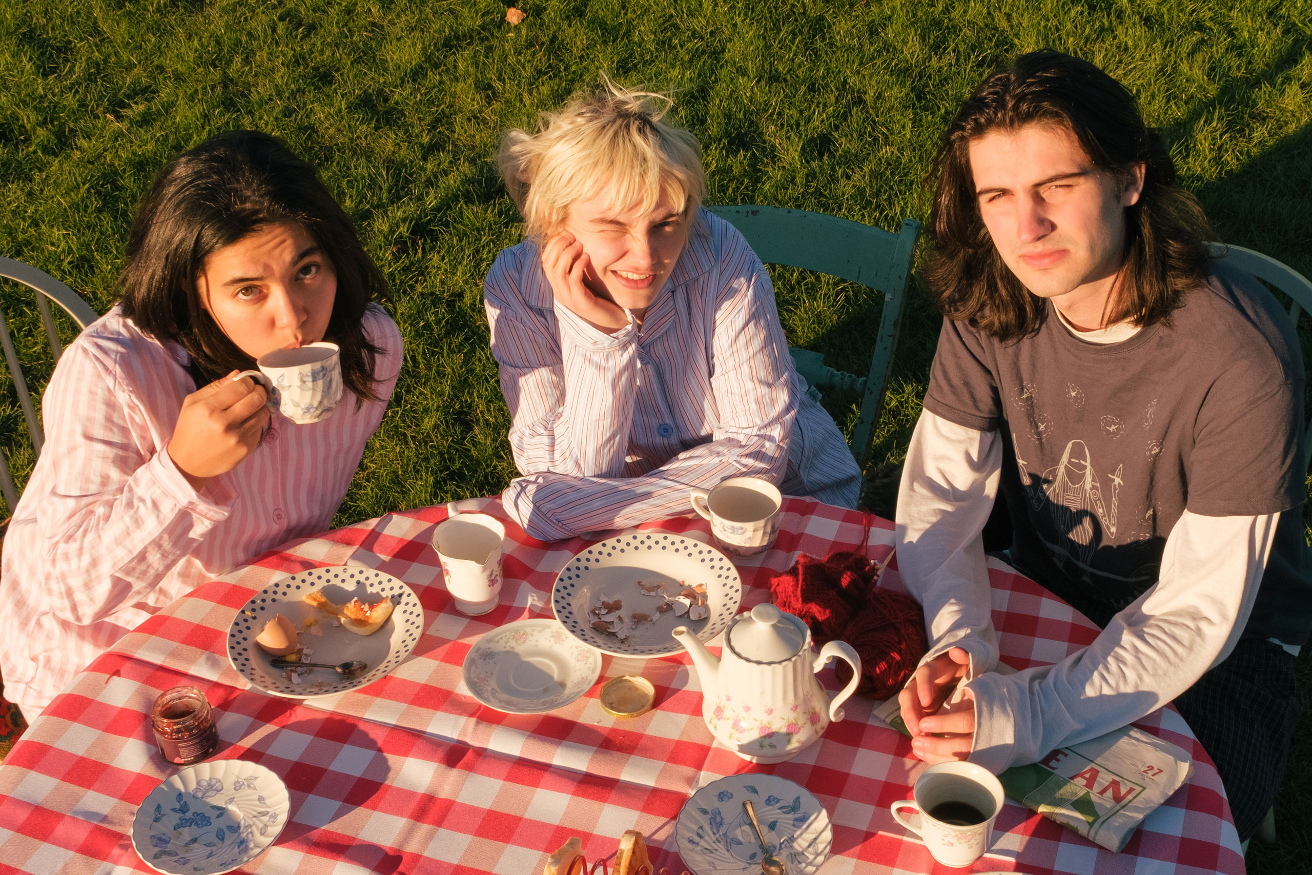 Mary In The Junkyard have dropped their final song of 2024, ‘Bear Walk’