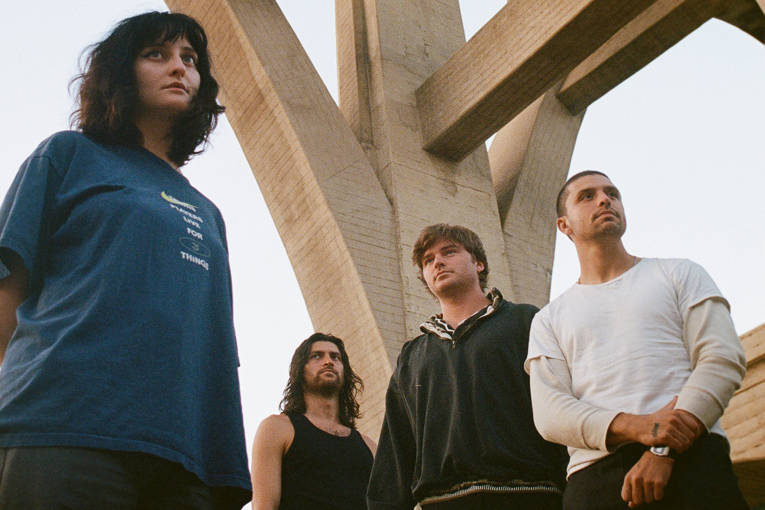 Kills Birds have signed to Lucky Number for their new EP ‘Crave’, teased with single ‘Madison’