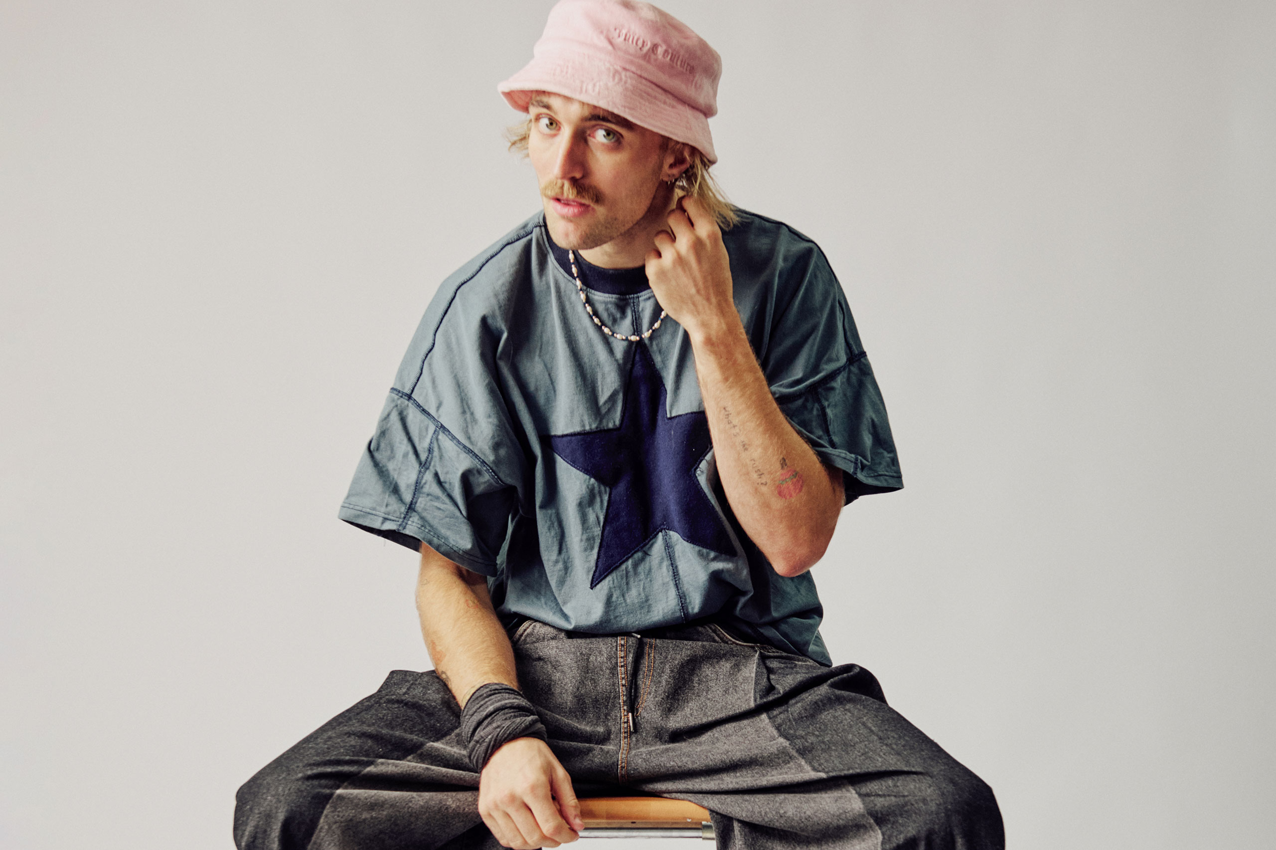 Martin Luke Brown has shared his introspective new single ‘To Be A Man’