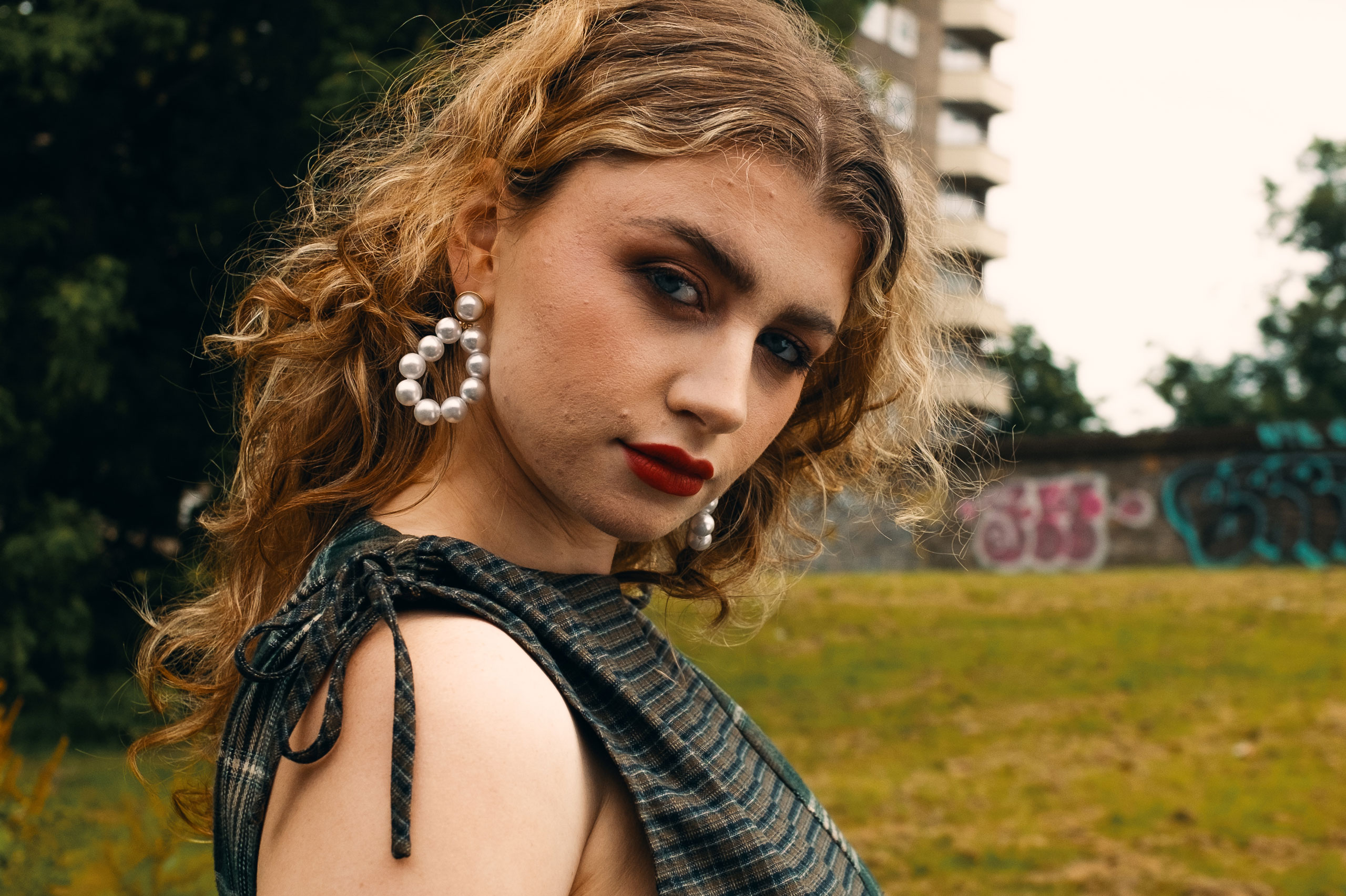 Ellur’s new EP is a journey of self-discovery and glorious ambition