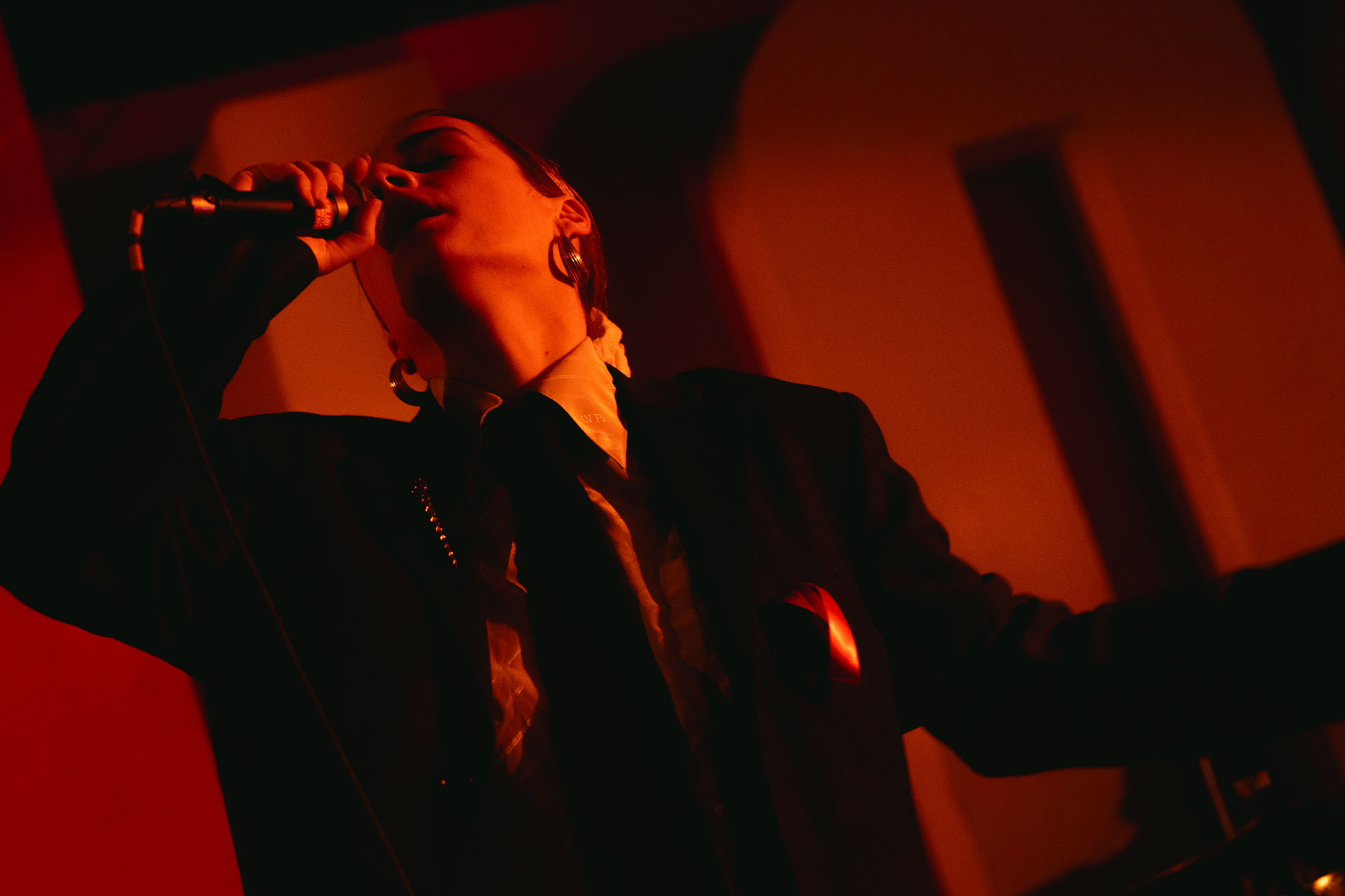 Here Comes Your Jan, Night 1: Imogen and the Knife, Hank and Annie-Dog take over the 100 Club, London