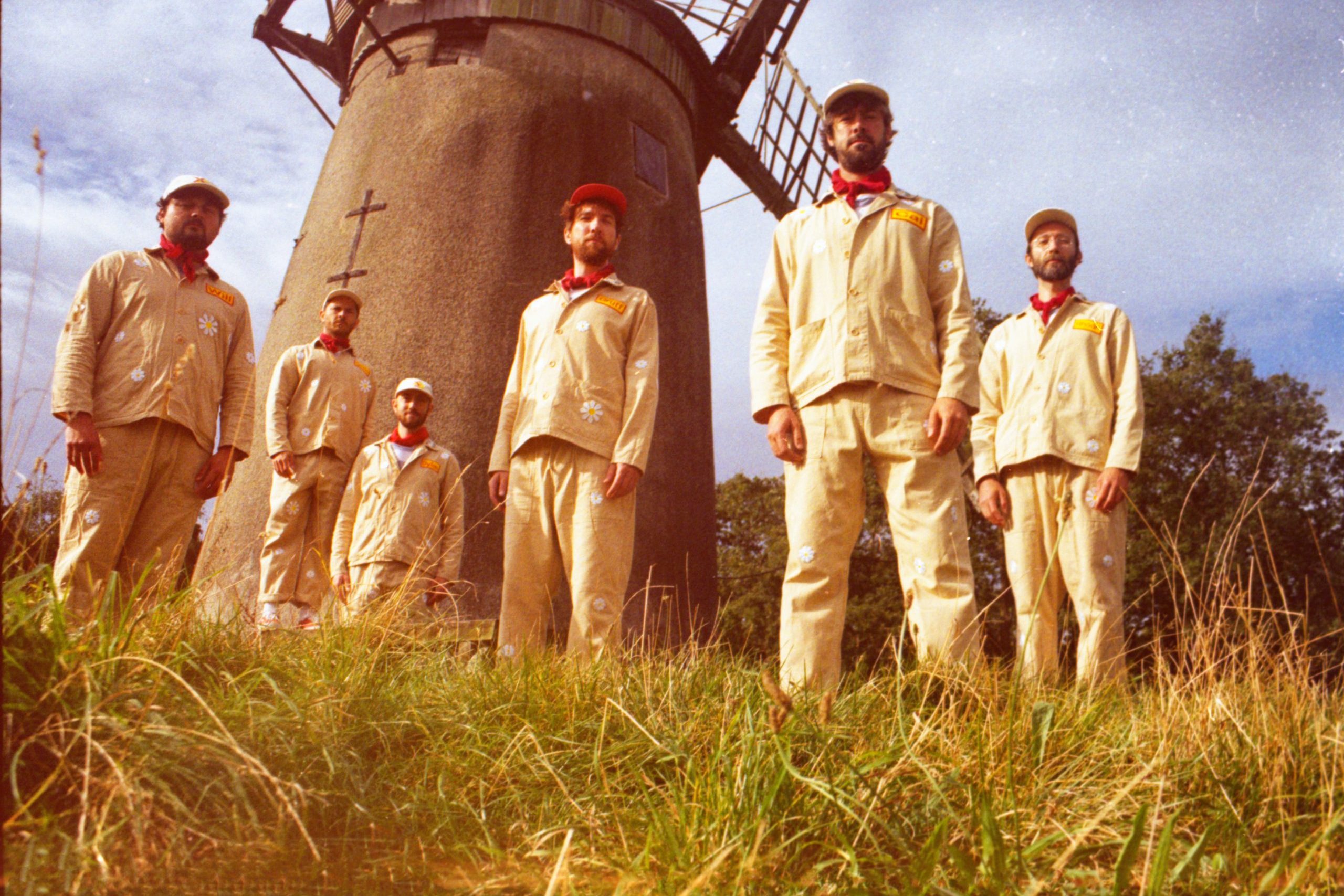 Melin Melyn have shared a new single, ‘The Pigeon & Golden Egg’