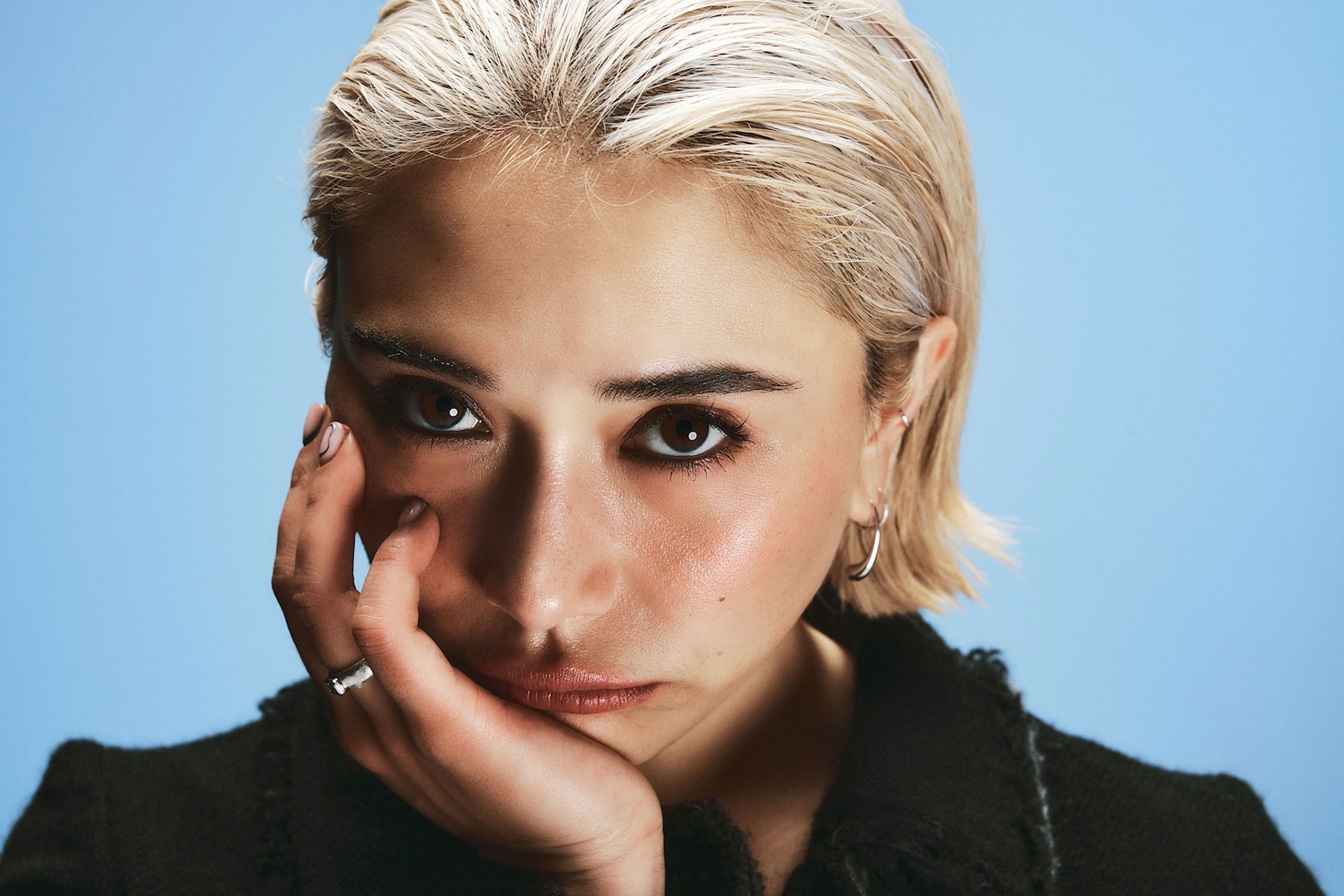 Miso Extra has unveiled her debut album ‘Earcandy’, recorded at Damon Albarn’s studio
