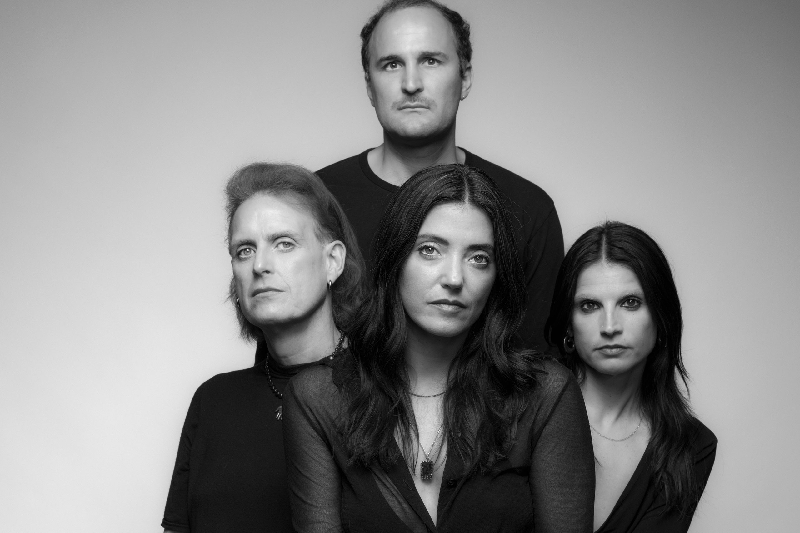 Sharon Van Etten and The Attachment Theory bring ‘Southern Life’ to Fallon