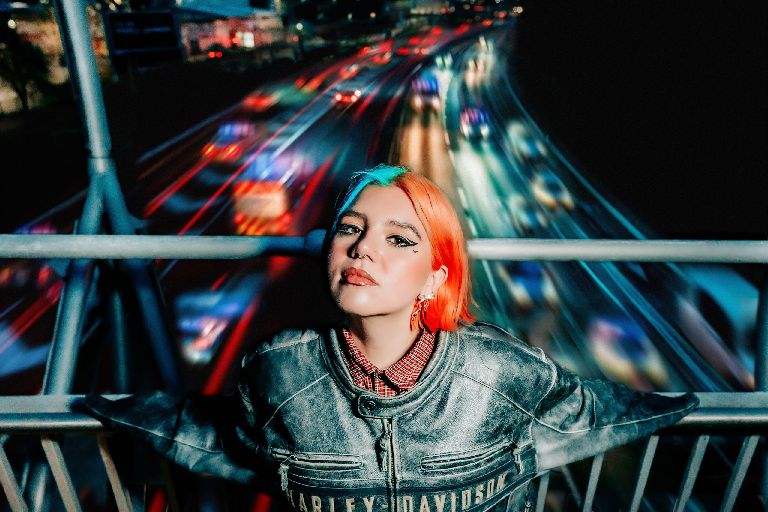 Issey Cross has returned with new UK garage single ‘Sirens’