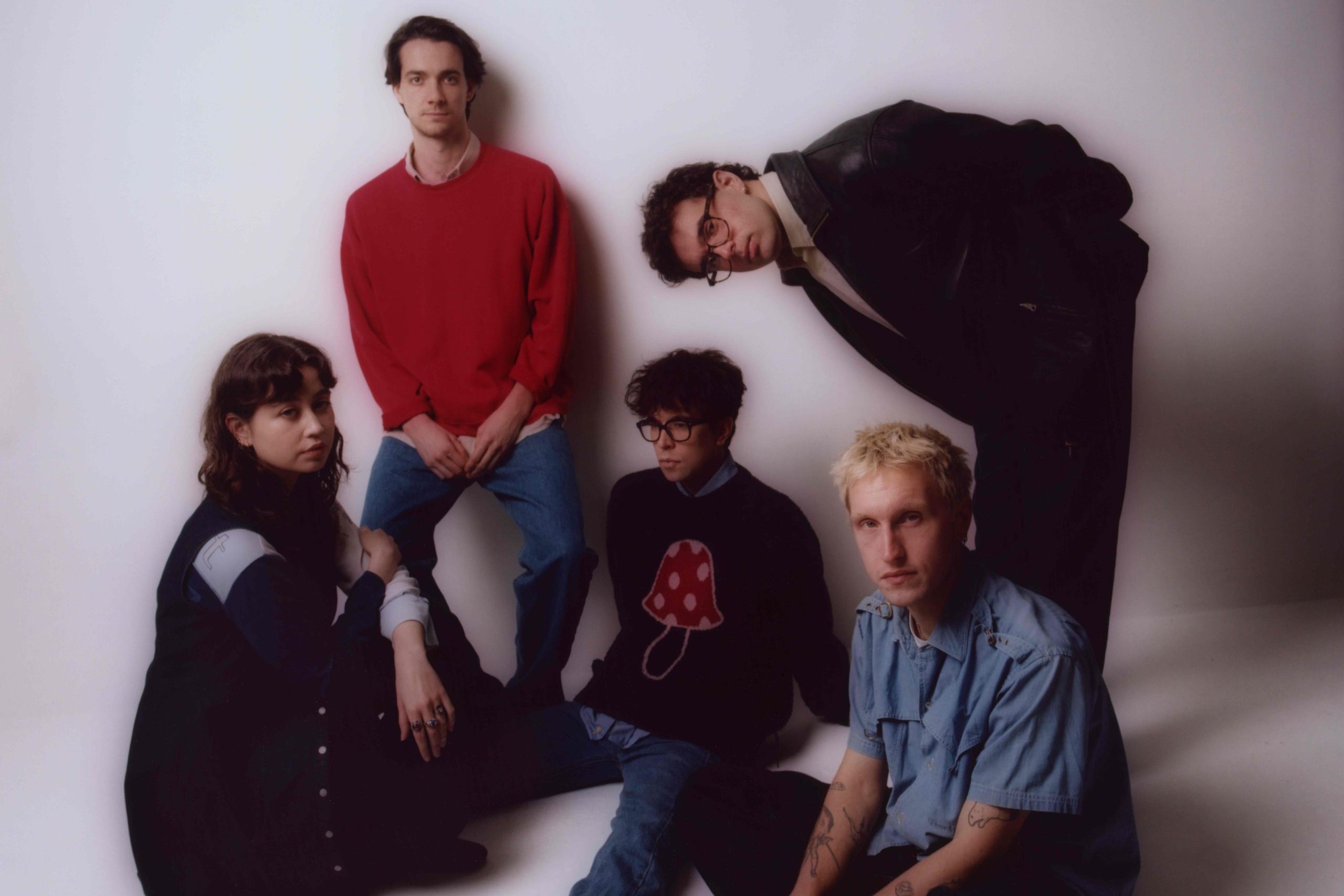 Pencil share dreamy new single ‘Sparkling Water’
