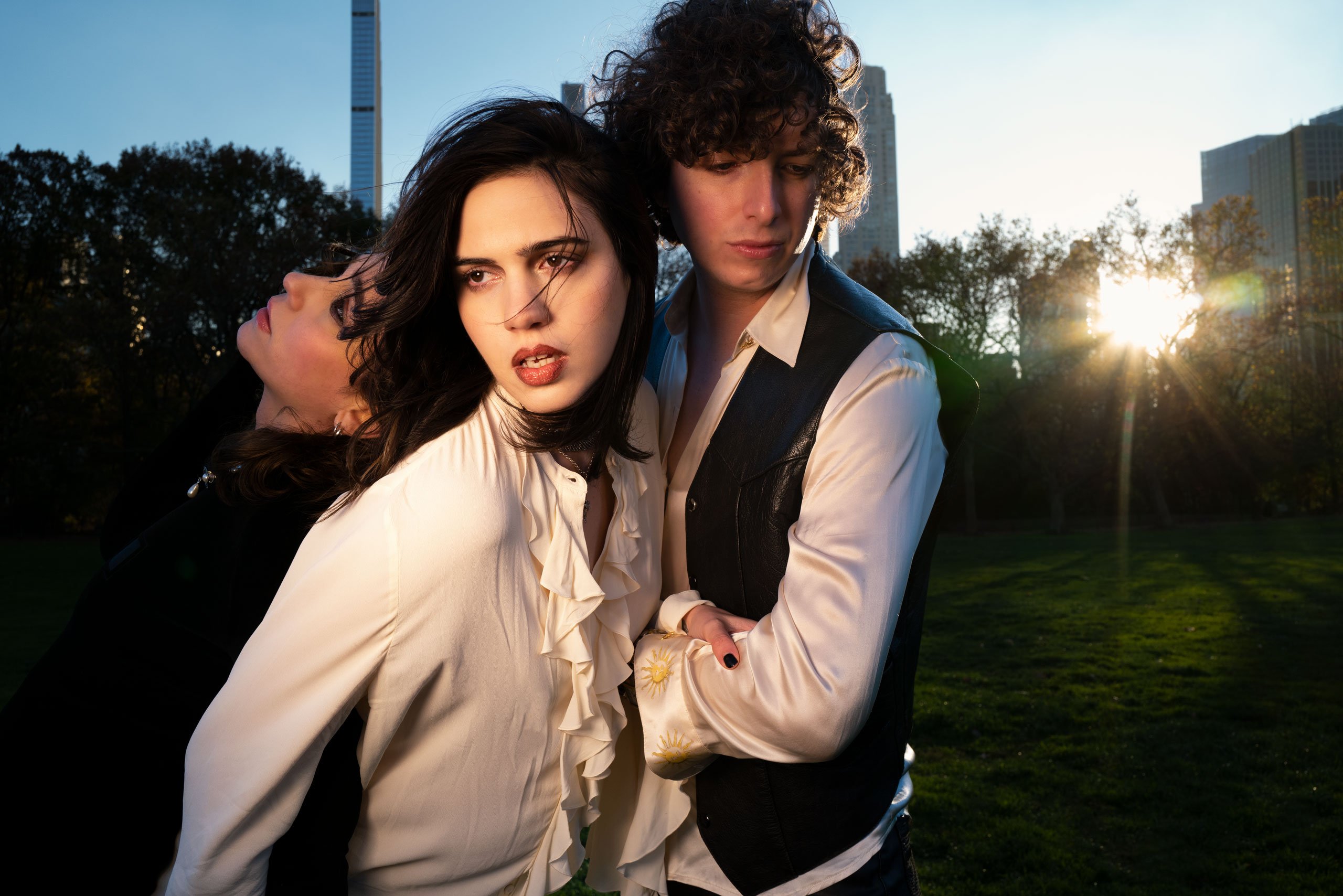 Sunflower Bean have shared their new single ‘There’s a Part I Can’t Get Back’