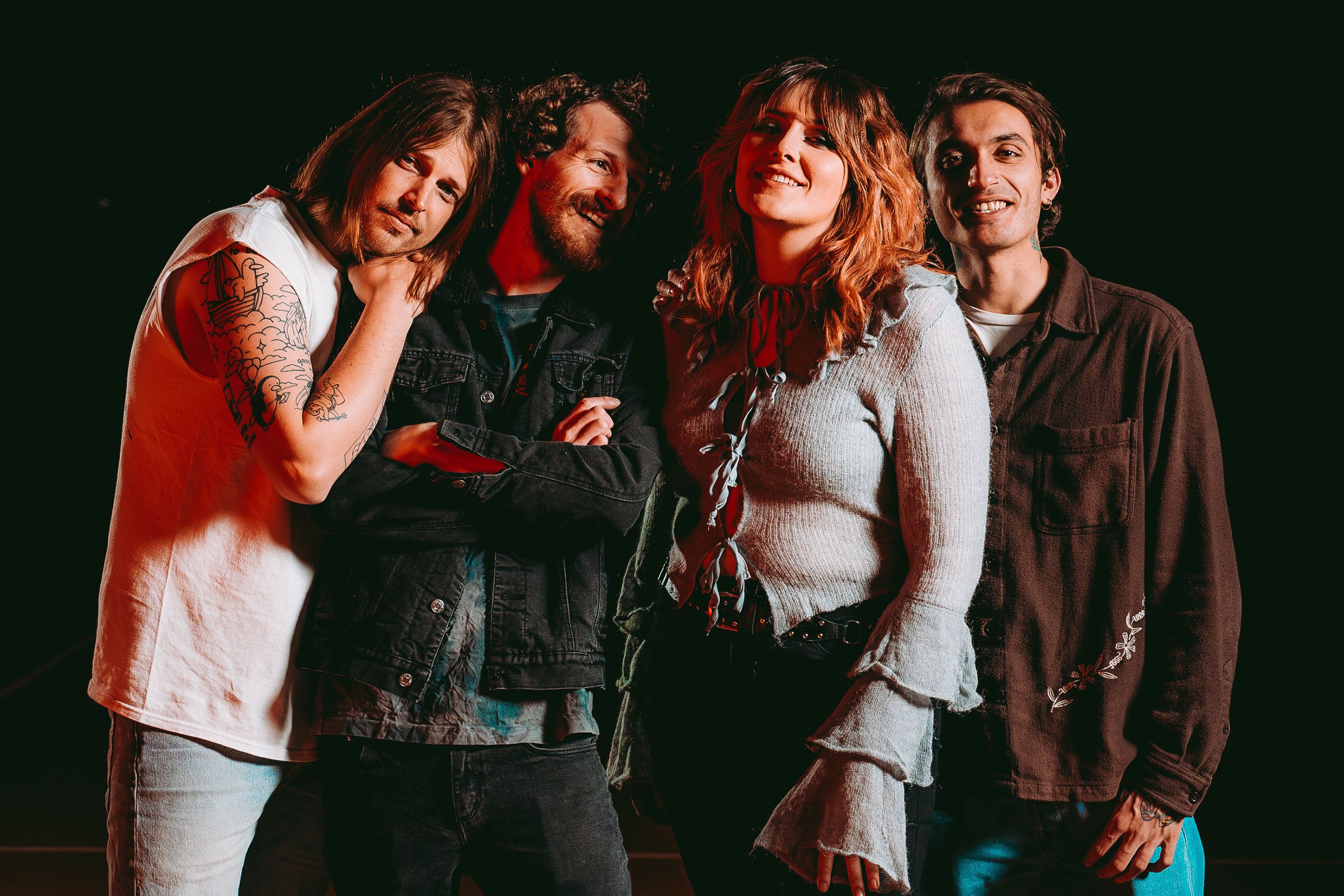Slung have shared one last single, ‘Limassol’, ahead of their debut album release