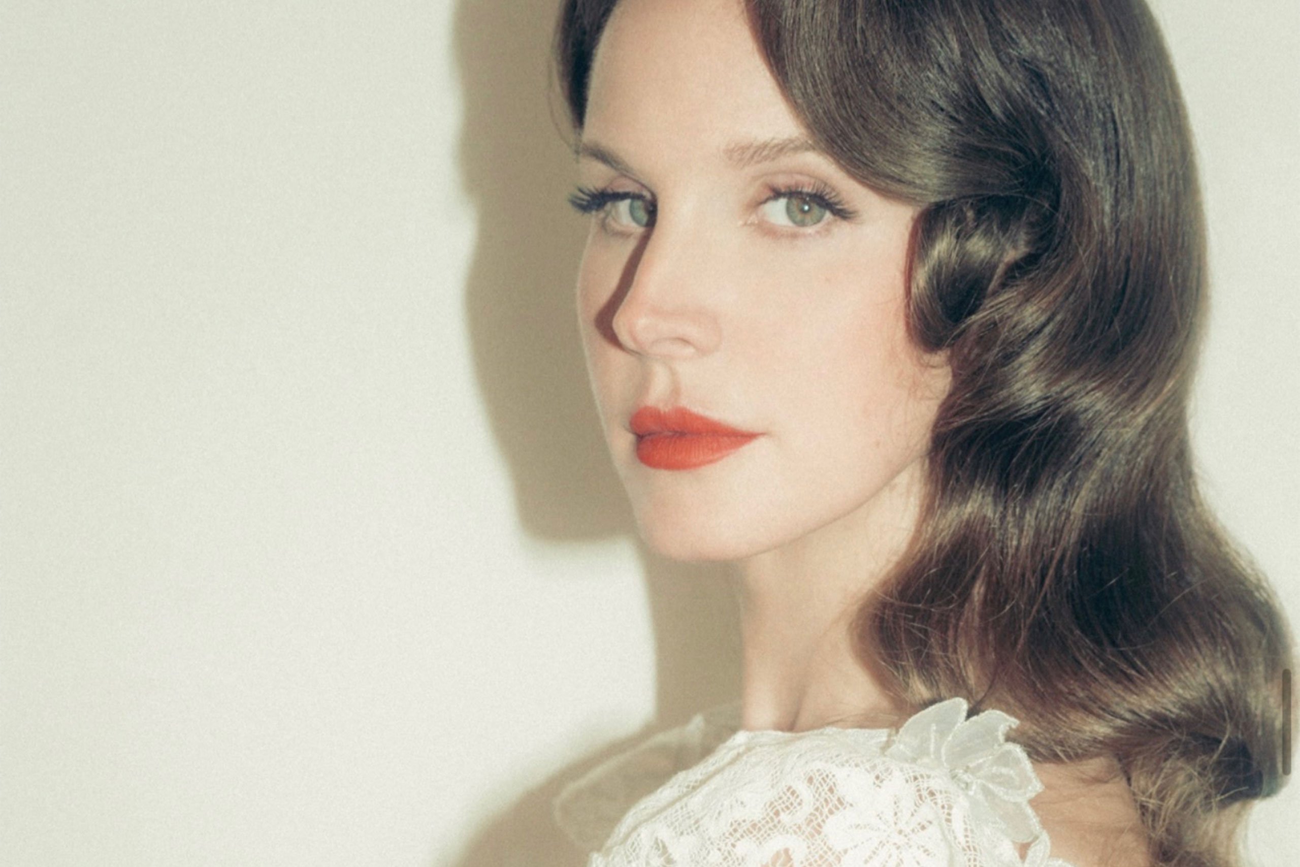 Lana Del Rey has shared her intimate new single, ‘Henry, come on’