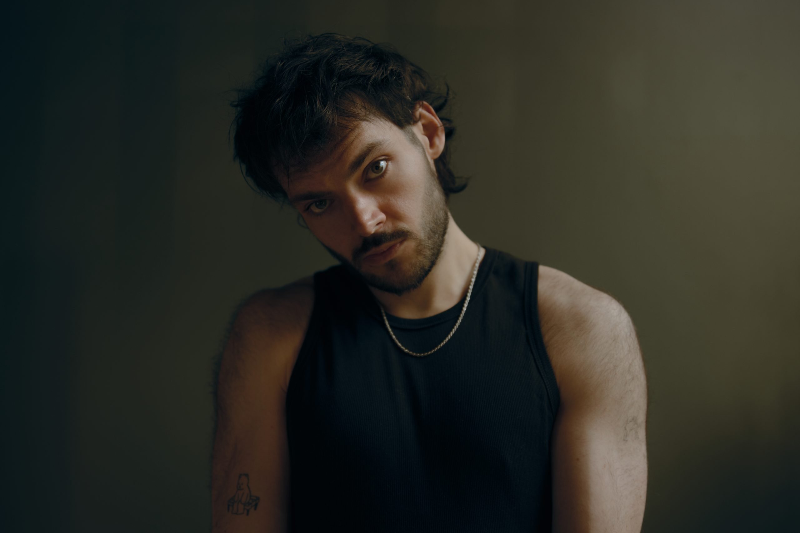 James Marriott has released his melancholic new single ‘It’s Only Love’, from second album ‘Don’t Tell The Dog’