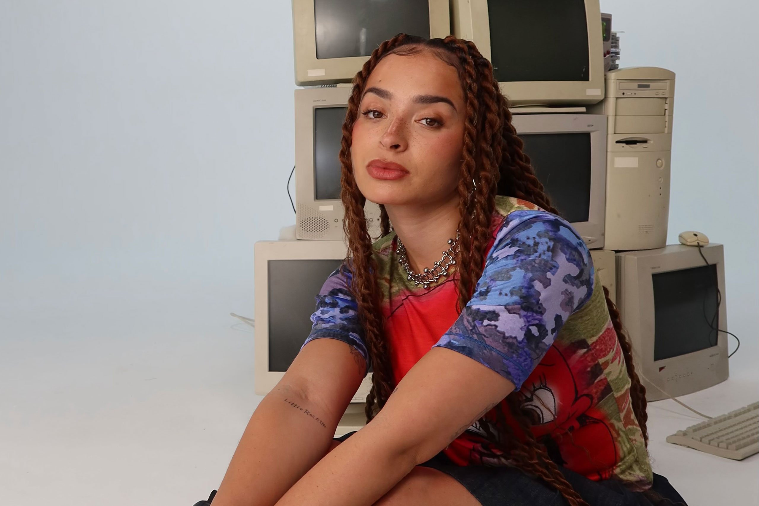 Ella Eyre and Jay Prince have shared their digital detox anthem ‘High On The Internet’