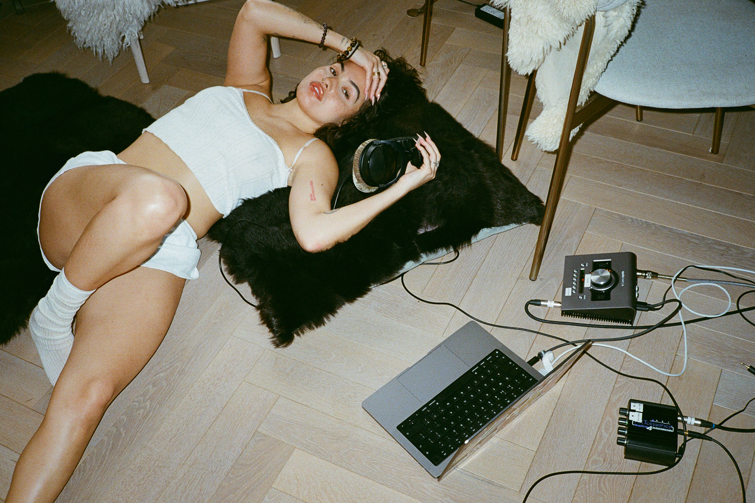 Mabel has announced a self-titled mixtape and shared new track ‘January 19’