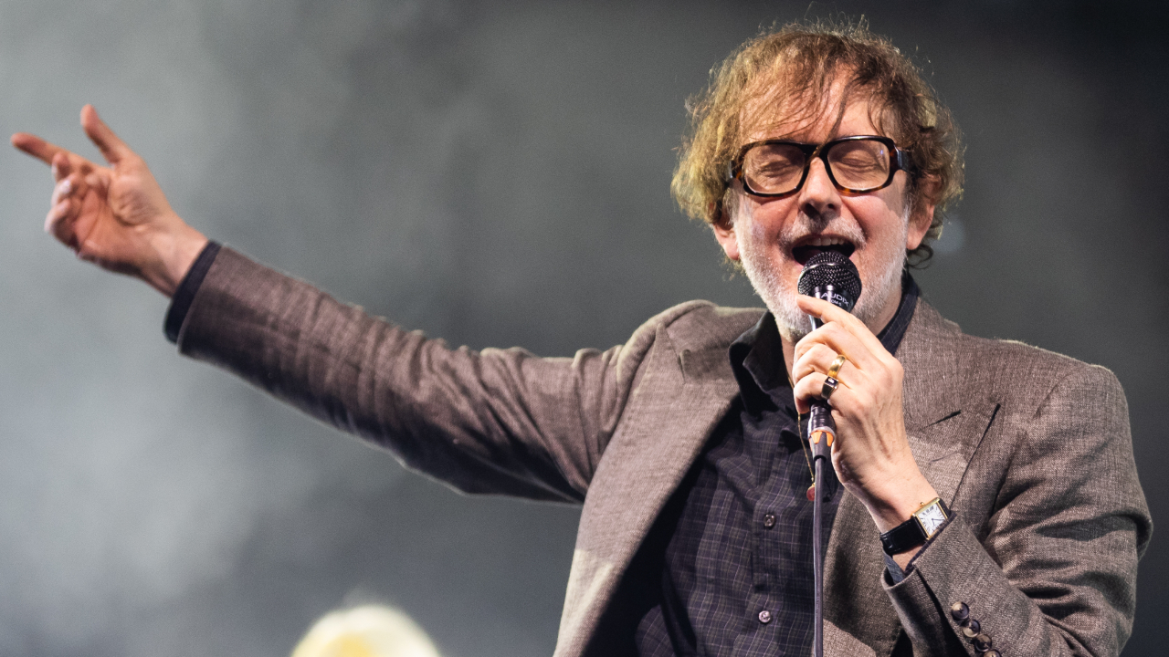 “You deserve more”: Pulp spoil London with two sets, marvellous production and every hit in their catalogue
