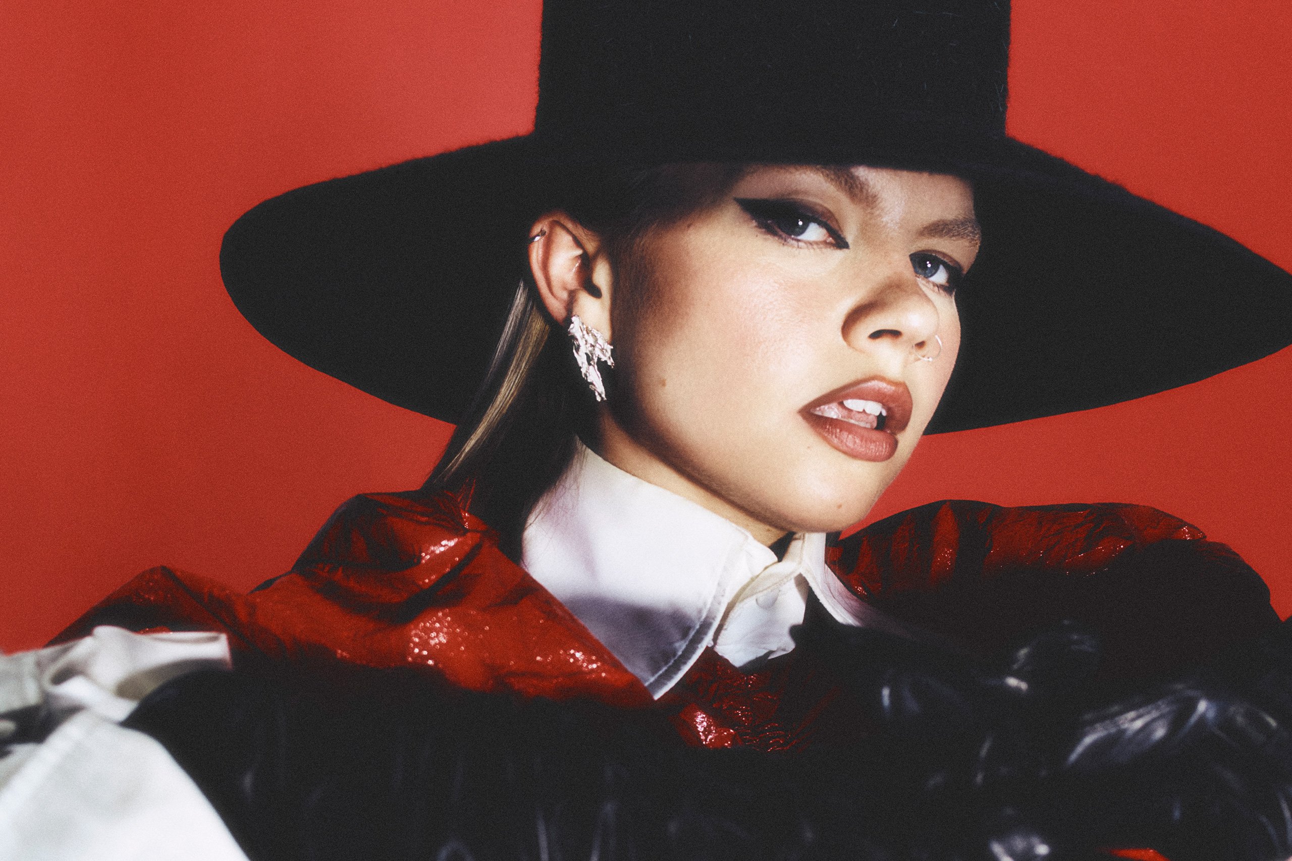 CHINCHILLA has shared raw new single ‘Avoidance’ ahead of her sold-out UK shows