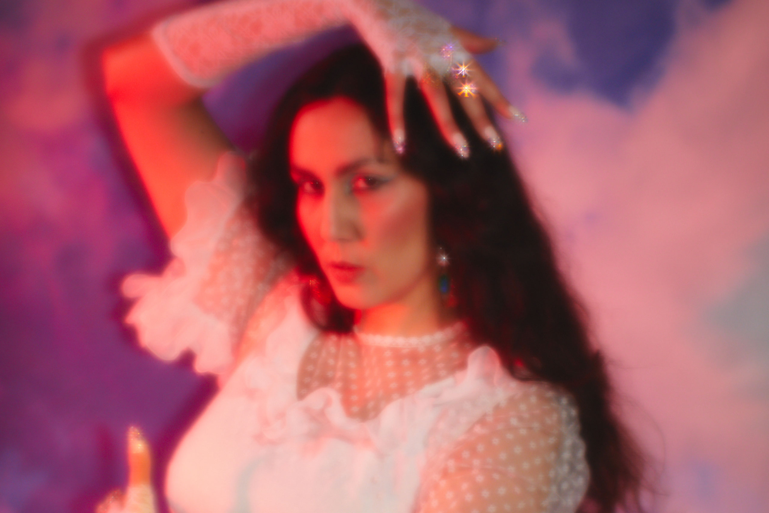 Sarah Maison has released ‘Exister’, a protest song against modern capitalism