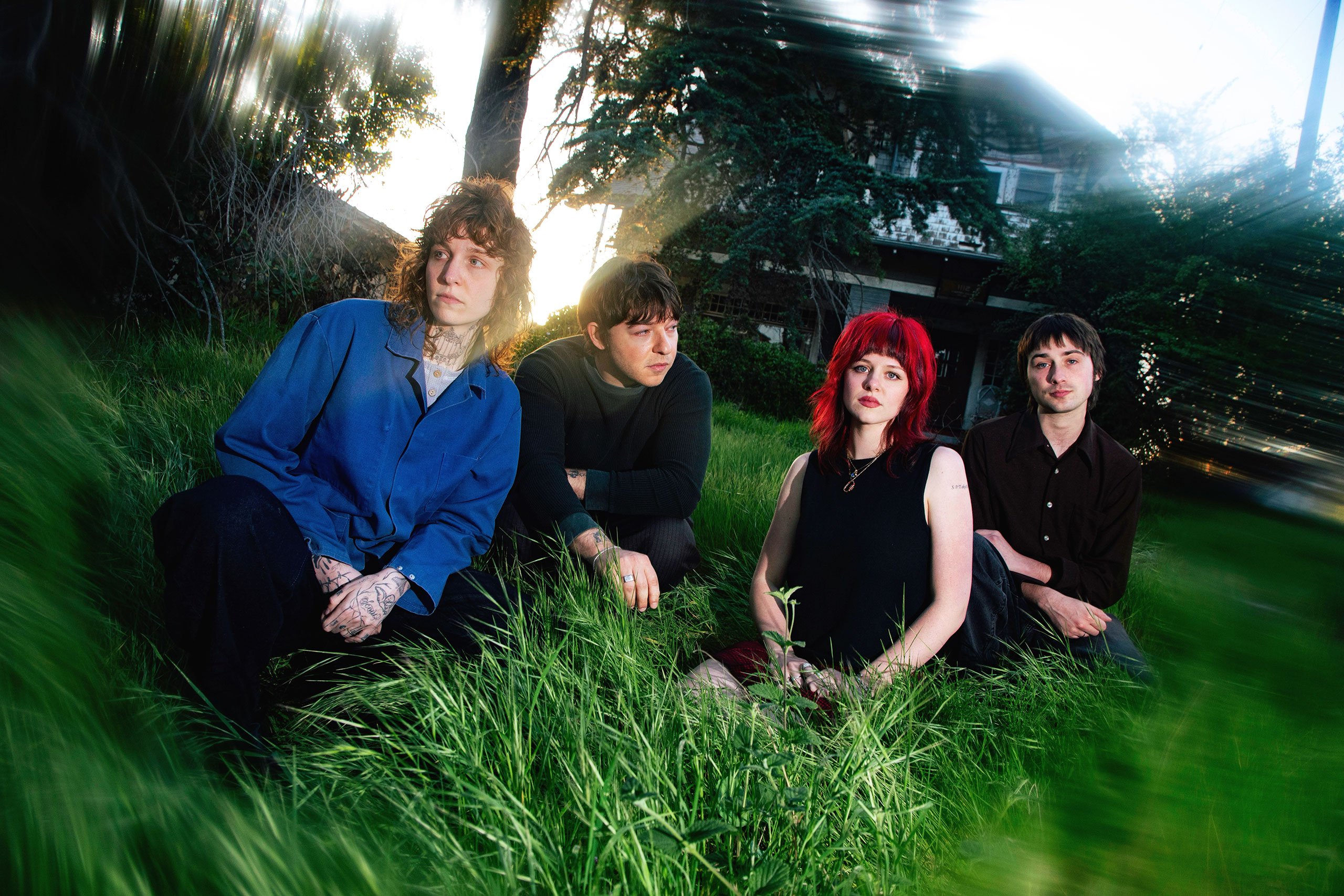 Rocket have shared their dreamy new alt-rock single ‘Crossing Fingers’