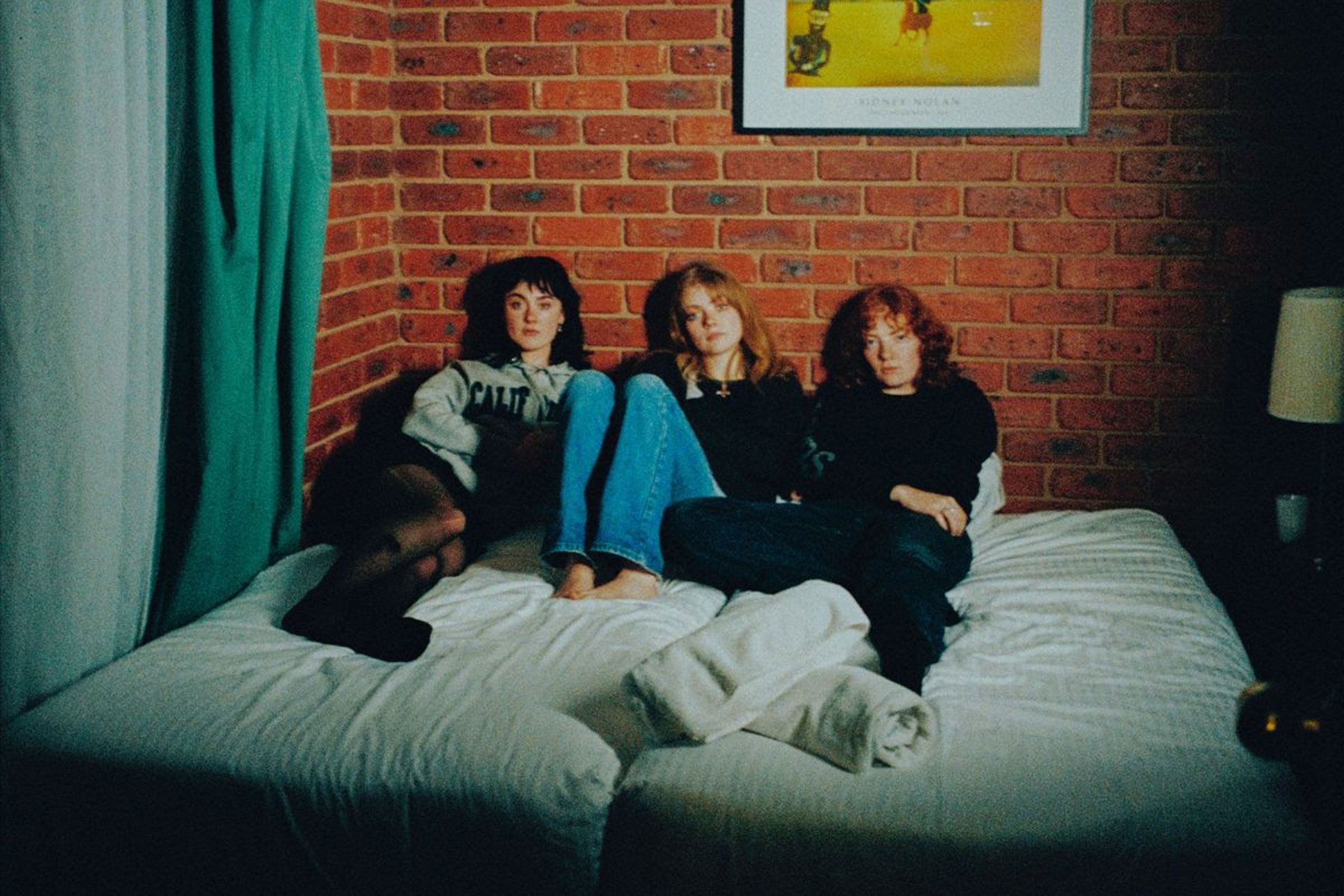 Folk Bitch Trio have shared their fun new single ‘Hotel TV’