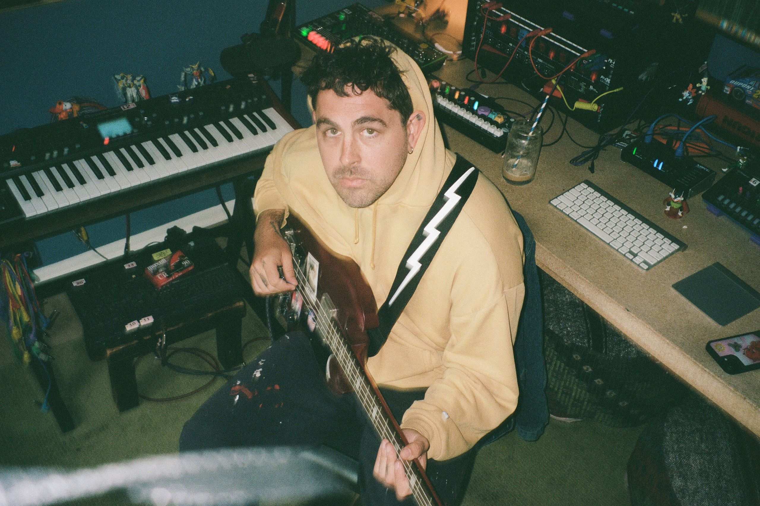 HUNNY has shared his new single ‘i can see my house from here’ from forthcoming album ‘SPIRIT!’