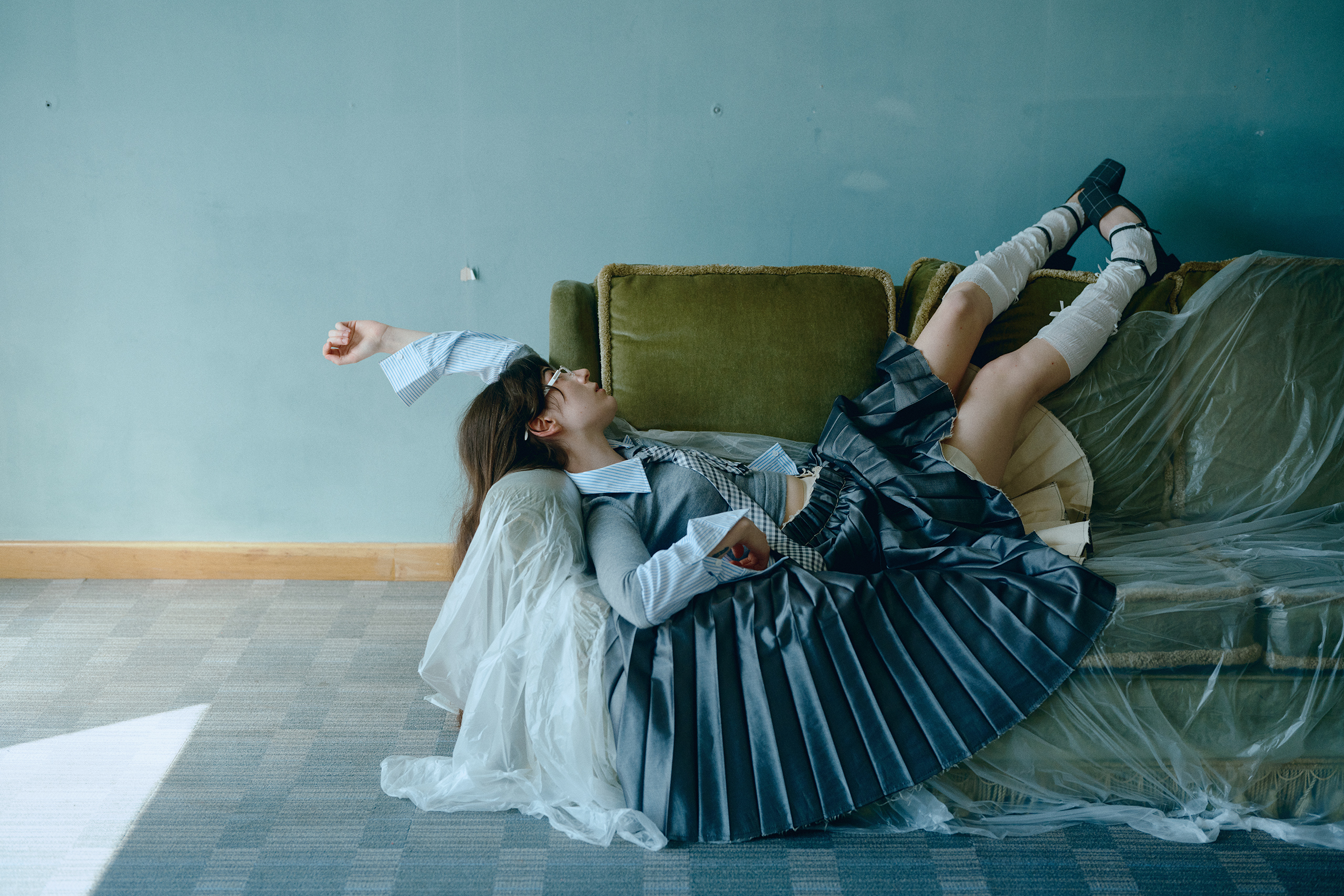 dodie has released a video for ‘I Feel Bad For You, Dave’ featuring Jeff Goldblum