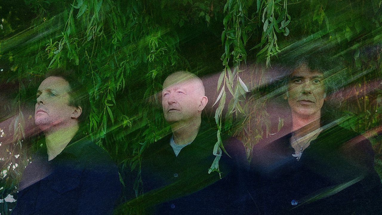 “We are making psychedelic music or, if you will, head music.” Steve Davis, Kavus Torabi and Mike York announce new The Utopia Strong album and share new track Harpies