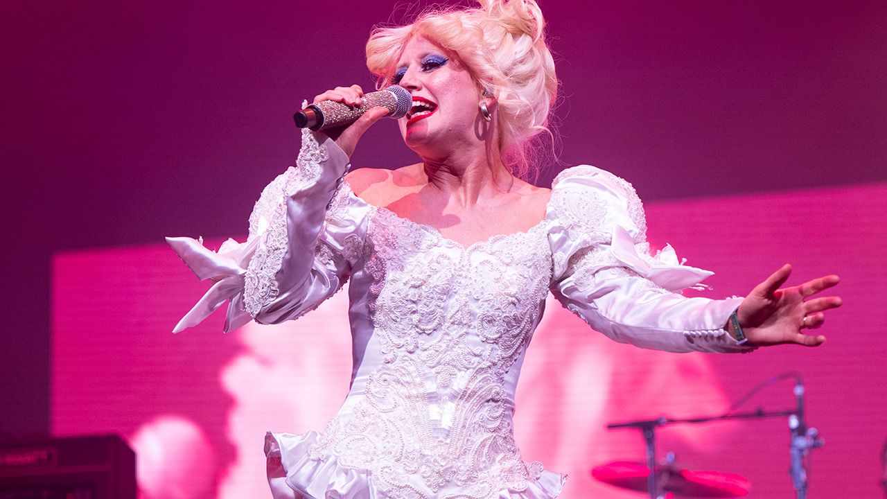 How to watch Amyl & The Sniffers at Reading and Leeds – from anywhere